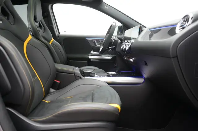 Mercedes-Benz Gla view 7