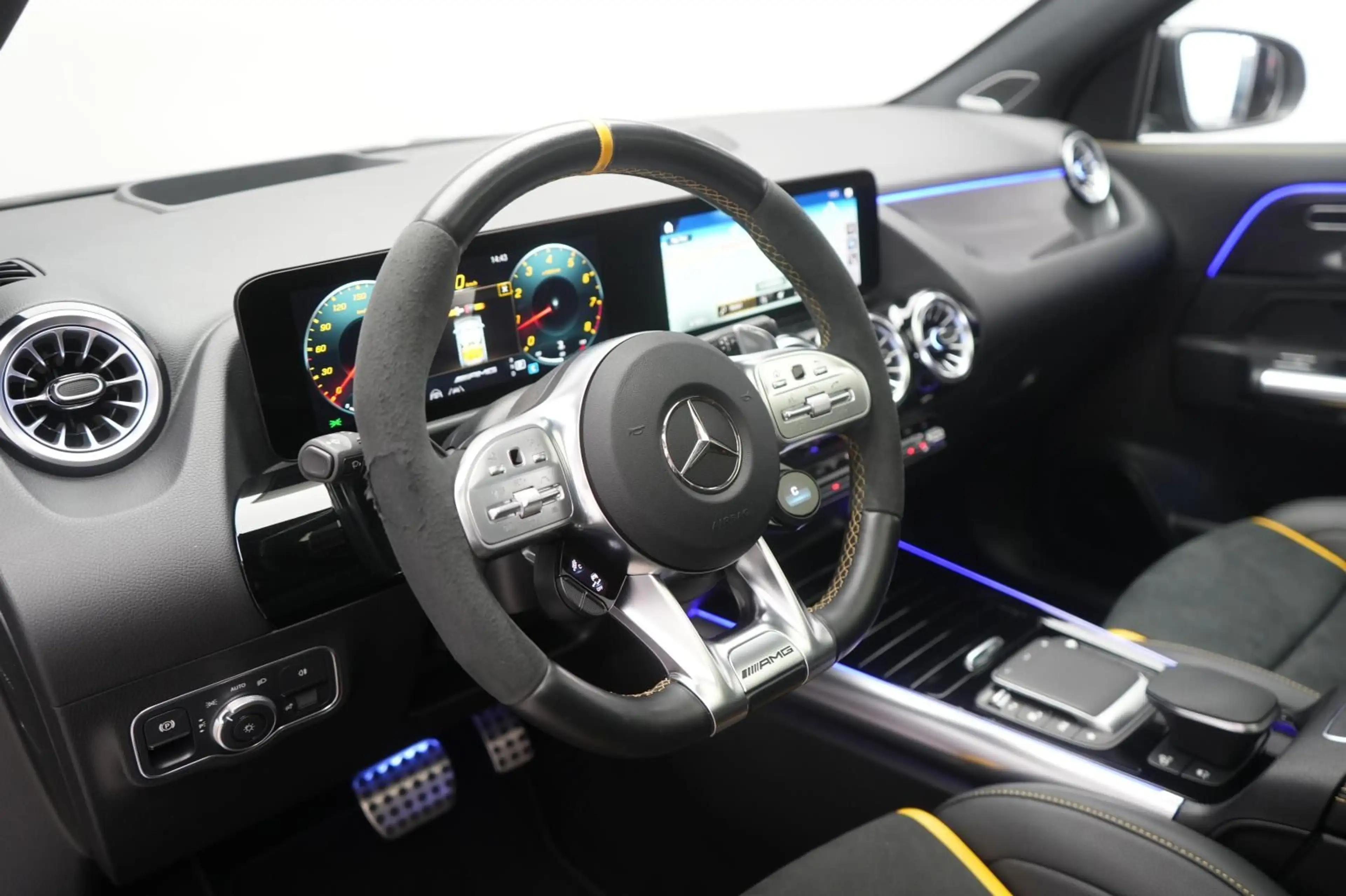 Mercedes-Benz GLA 45 AMG S 4Matic+ Speedshift DCT 8G Perf.sitz — photo 13