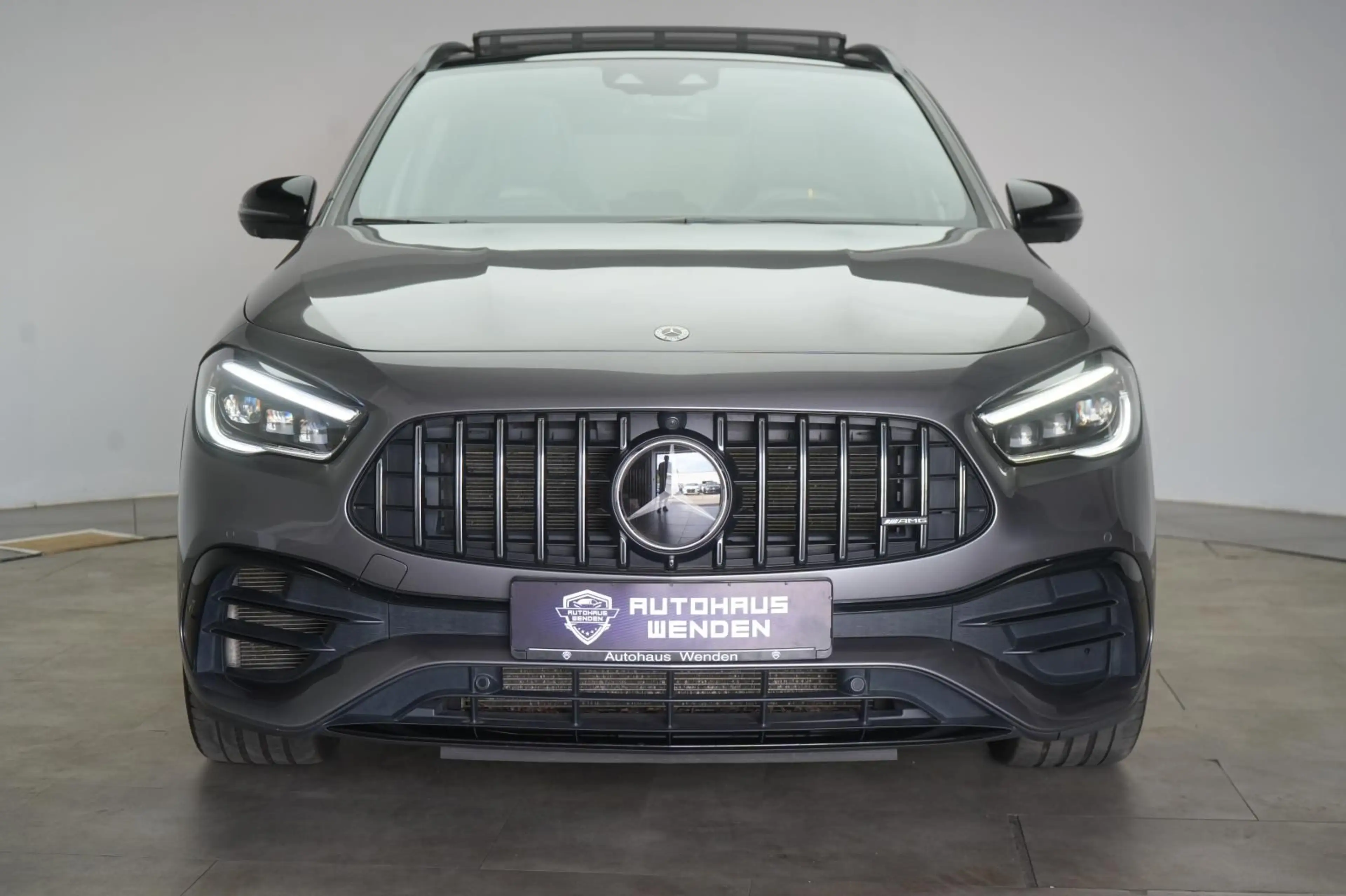 Mercedes-Benz GLA 45 AMG S 4Matic+ Speedshift DCT 8G Perf.sitz — photo 2