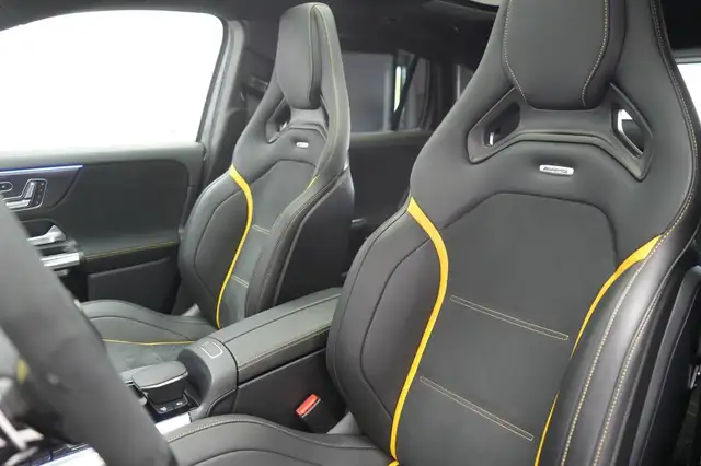 Mercedes-Benz Gla view 11