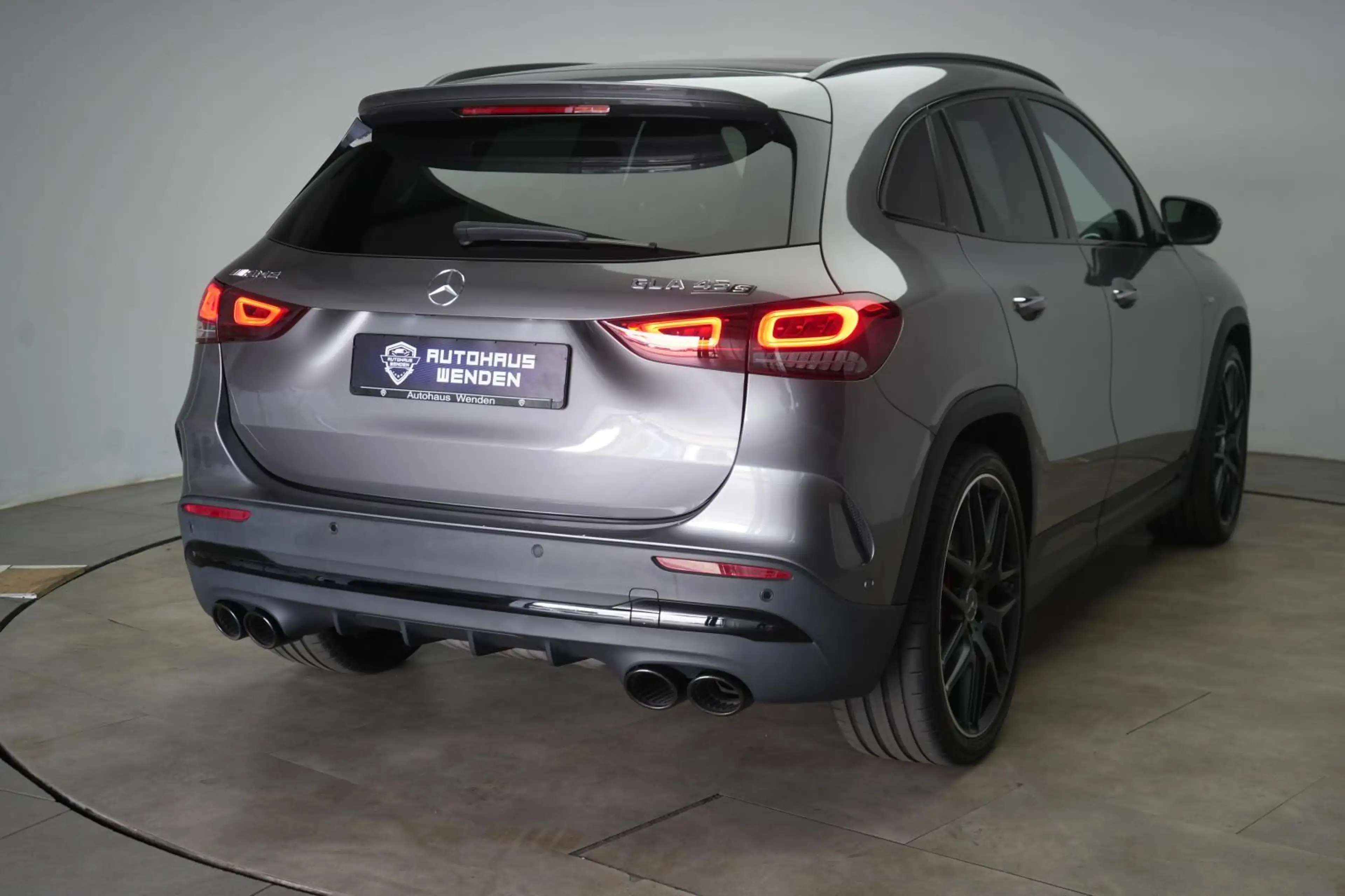 Mercedes-Benz GLA 45 AMG S 4Matic+ Speedshift DCT 8G Perf.sitz — photo 6