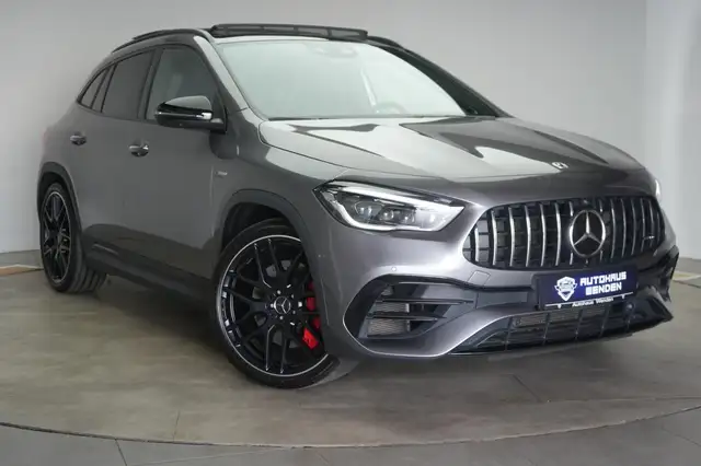 Mercedes-Benz Gla main image