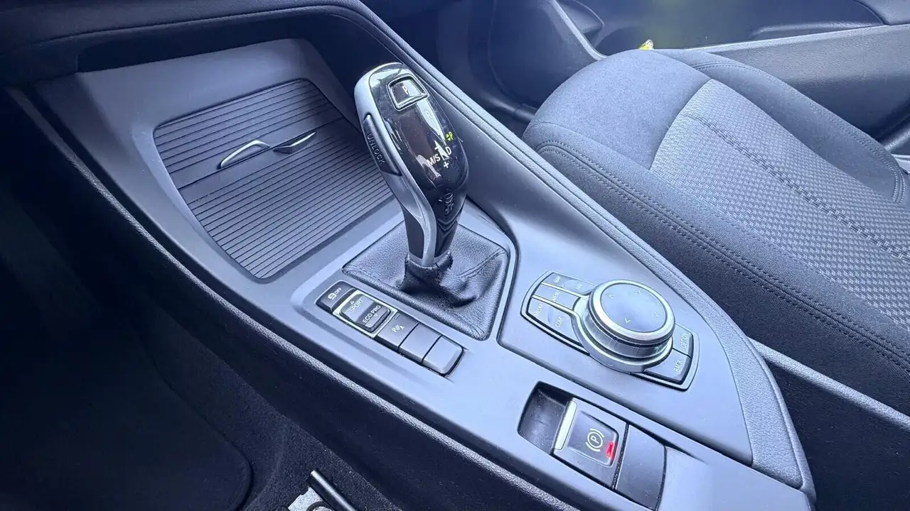 BMW X1 sDrive18d Advantage, миниатюра 18