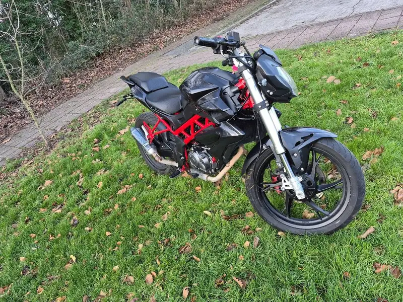 Benelli BN 125 - foto 3
