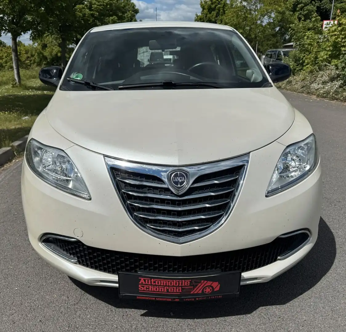 Lancia Ypsilon Gold Alb - 2