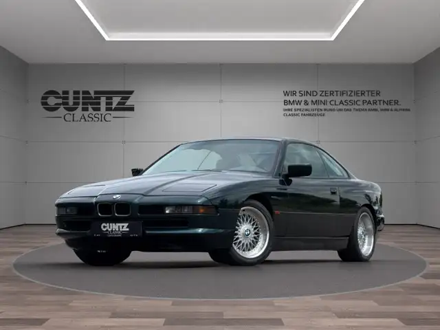 BMW 8 Series main image