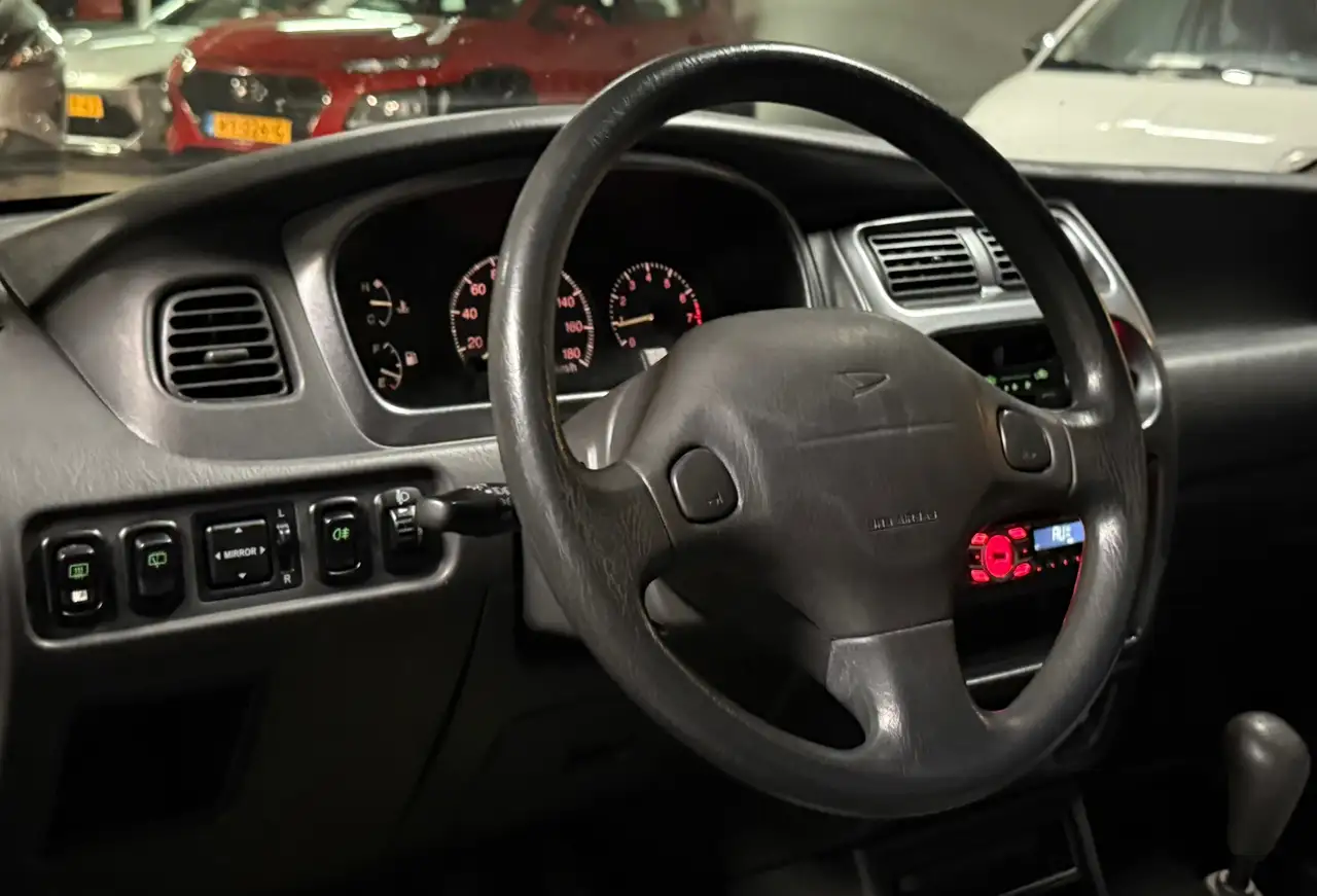 Daihatsu Sirion 1.0-12V XTi|NAP|NweAPK|5Deurs|126DKM!|UniekeAuto|N, foto 9