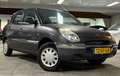 Daihatsu Sirion 1.0-12V XTi|NAP|NweAPK|5Deurs|126DKM!|UniekeAuto|N Grau - thumbnail 5