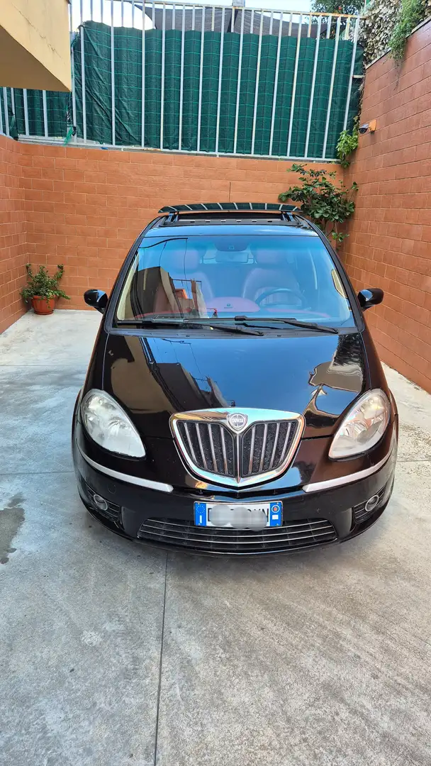 Lancia MUSA Musa II 2008 1.3 mjt Poltrona Frau 90cv Zwart - 2