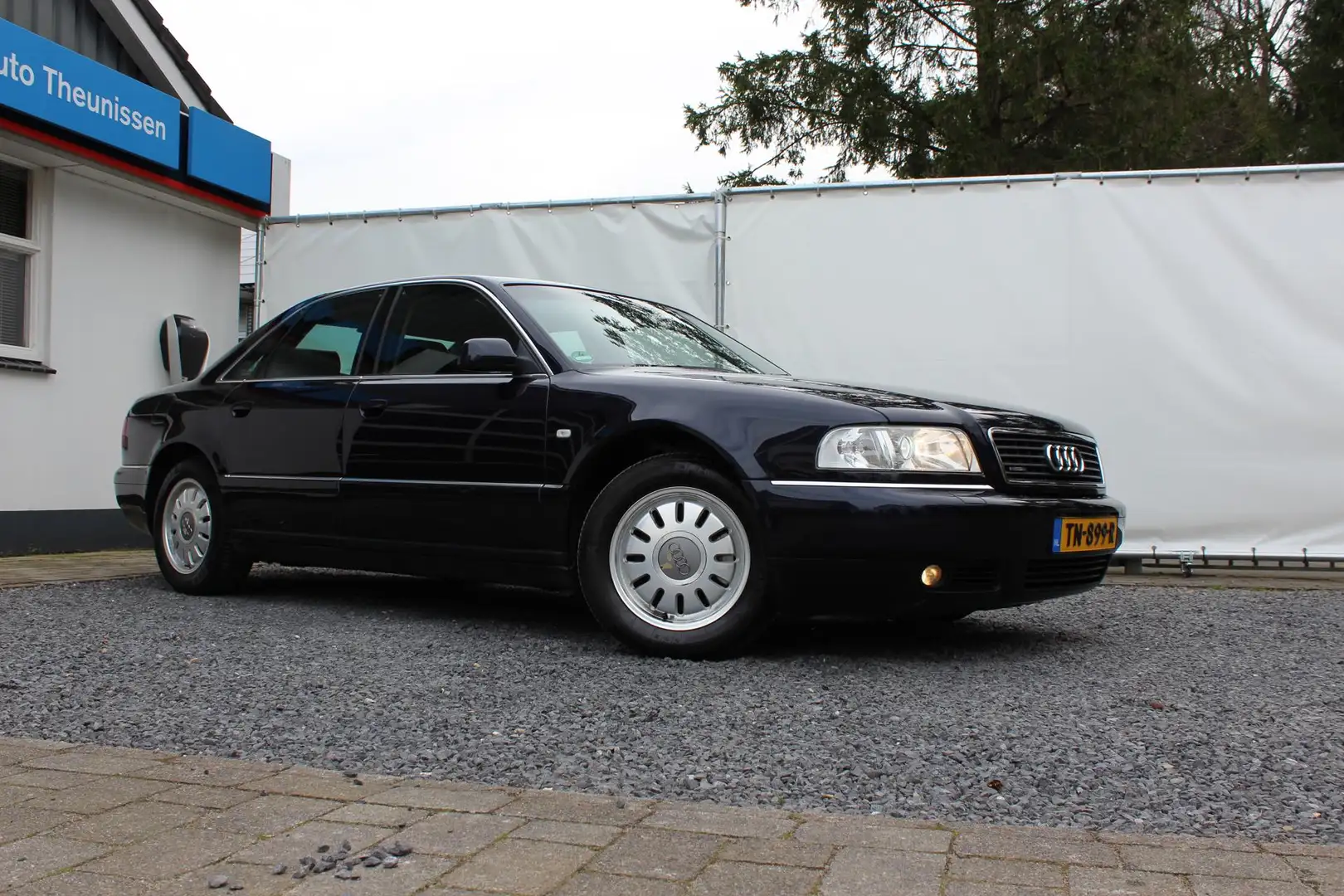 Audi A8 3.7 Quattro Automaat 1ste Eigenaar/BTW Auto/Youngt plava - 2