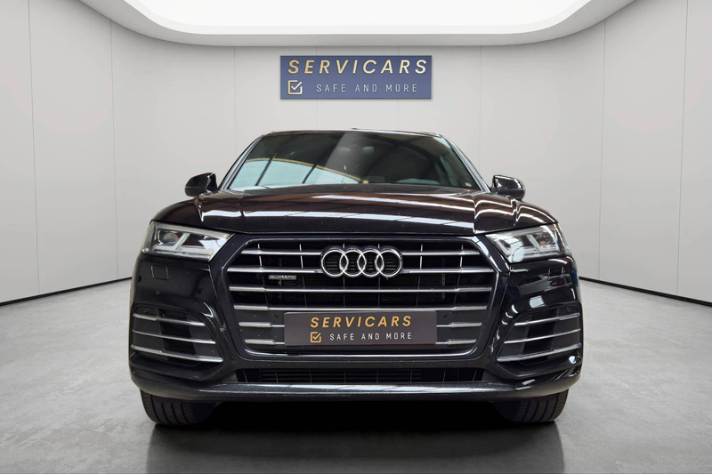 Audi Q5 @ SERVICARS DIRECT - AUDI Q5 PHEV 50 TFSi e Quattro Sport - S tronic - Full S-Line - Garantie 12 mois — photo 2