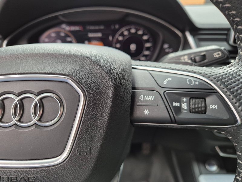 Audi Q5 @ SERVICARS DIRECT - AUDI Q5 PHEV 50 TFSi e Quattro Sport - S tronic - Full S-Line - Garantie 12 mois — photo 14