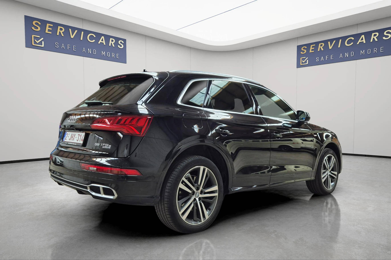 Audi Q5 @ SERVICARS DIRECT - AUDI Q5 PHEV 50 TFSi e Quattro Sport - S tronic - Full S-Line - Garantie 12 mois — photo 4