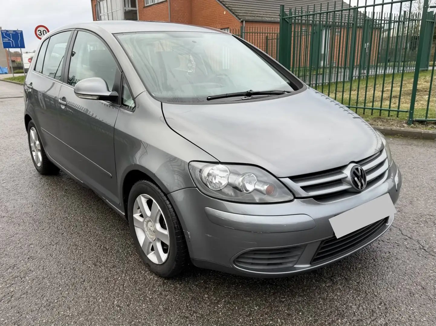 Volkswagen Golf Plus 1.9 TDi Comfortline - 2