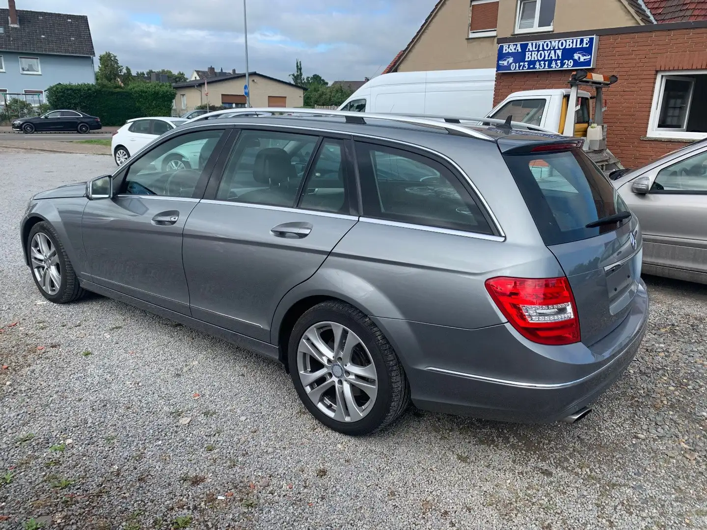 Mercedes-Benz C 220 T CDI BlueEfficiency Silber - 2