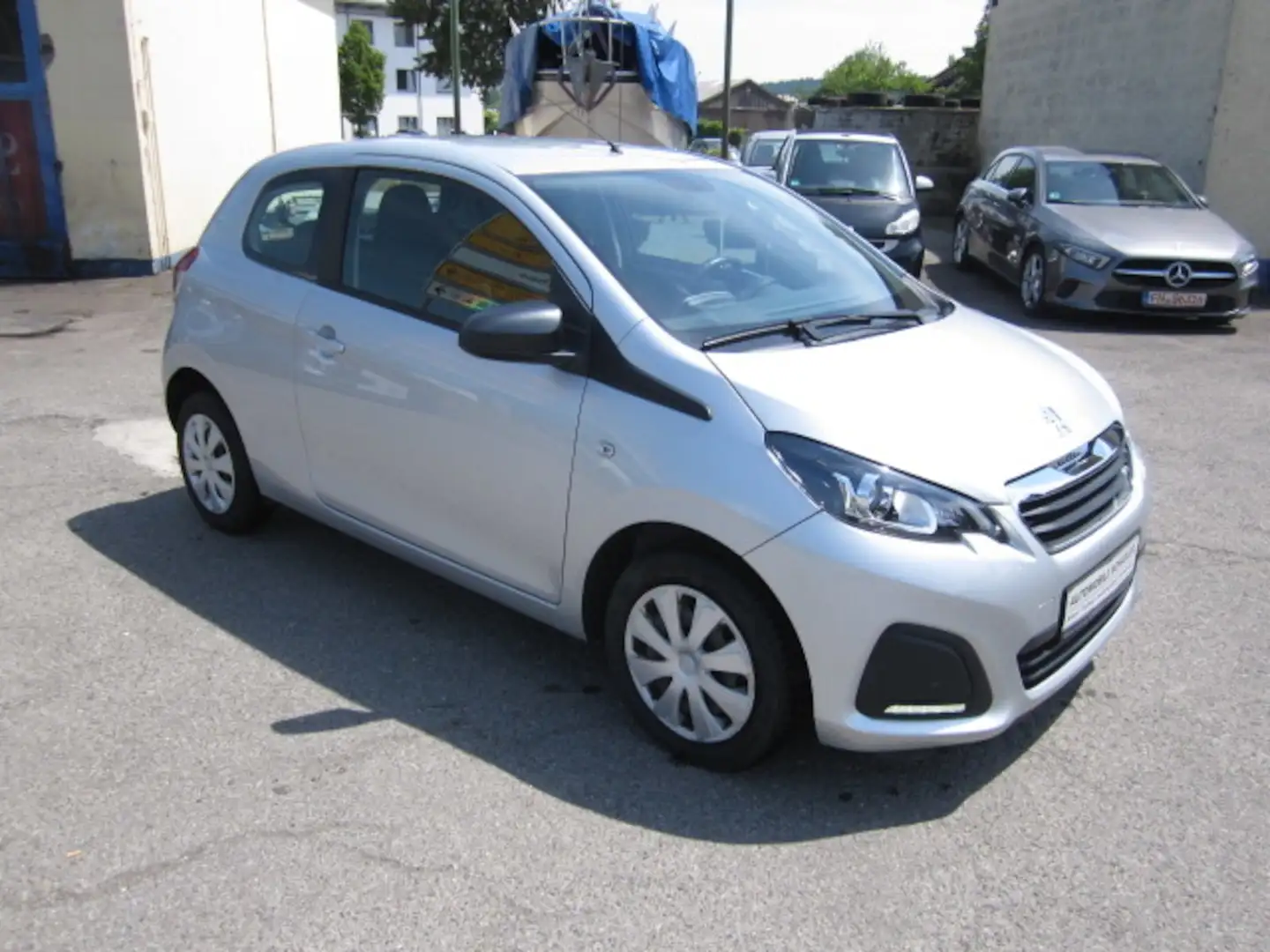 Peugeot 108 Active ~ 1. Hd ~ Automatik ~ Klima ~ Argent - 2
