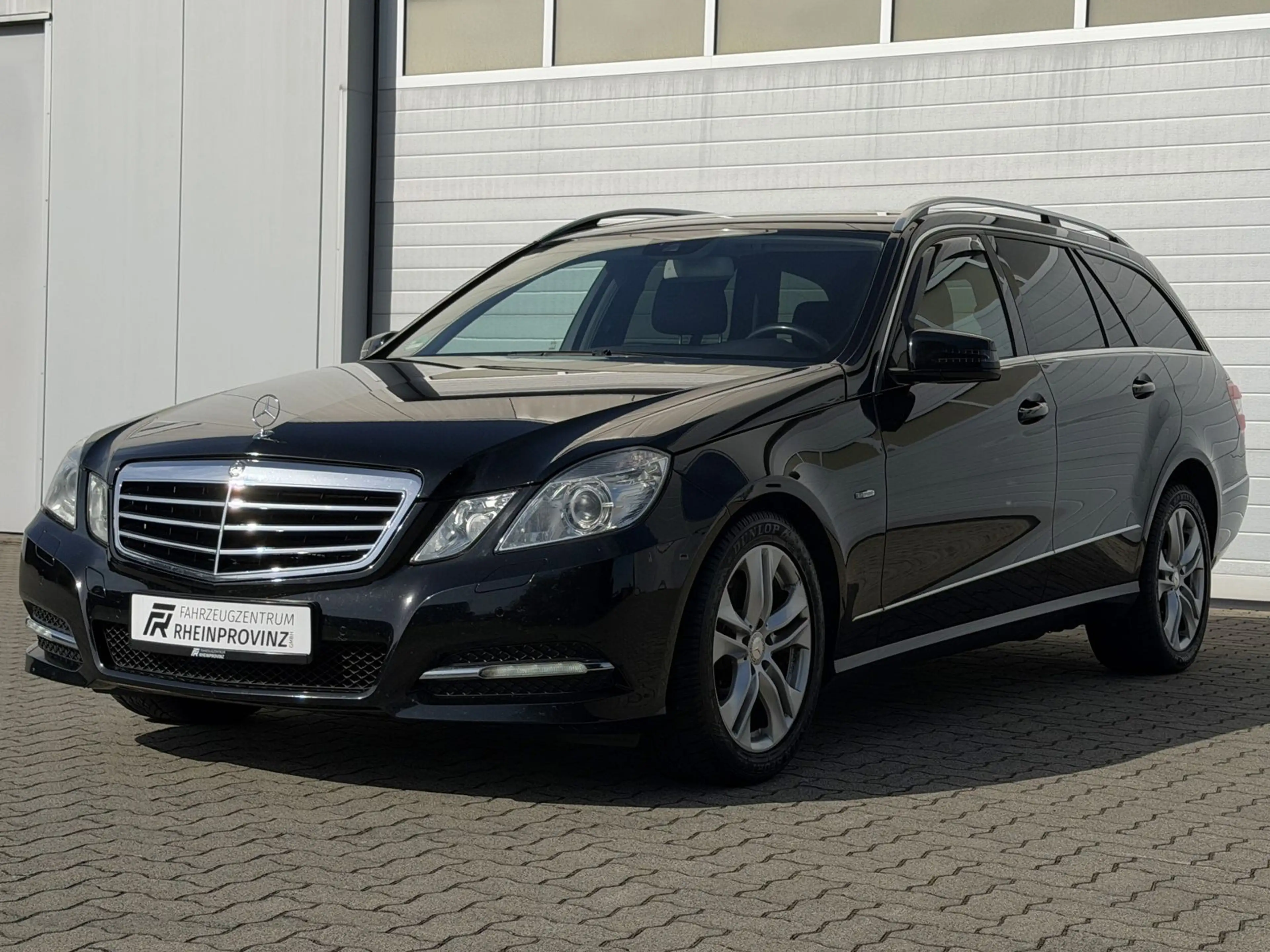 Mercedes-Benz E 250 CDI Avantgarde Navi/Klima/Tempomat/PDC — photo 6