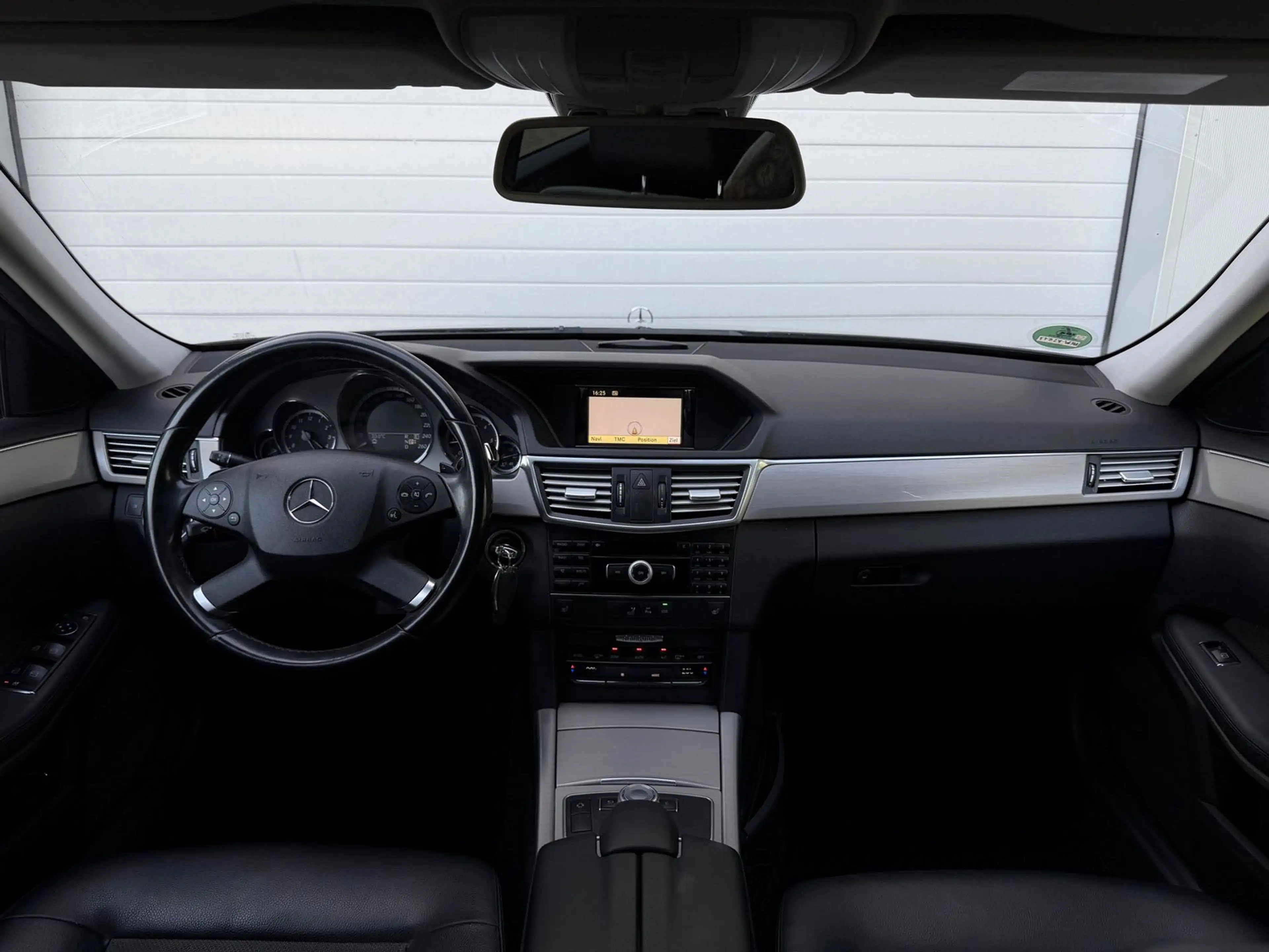 Mercedes-Benz E 250 CDI Avantgarde Navi/Klima/Tempomat/PDC — photo 12