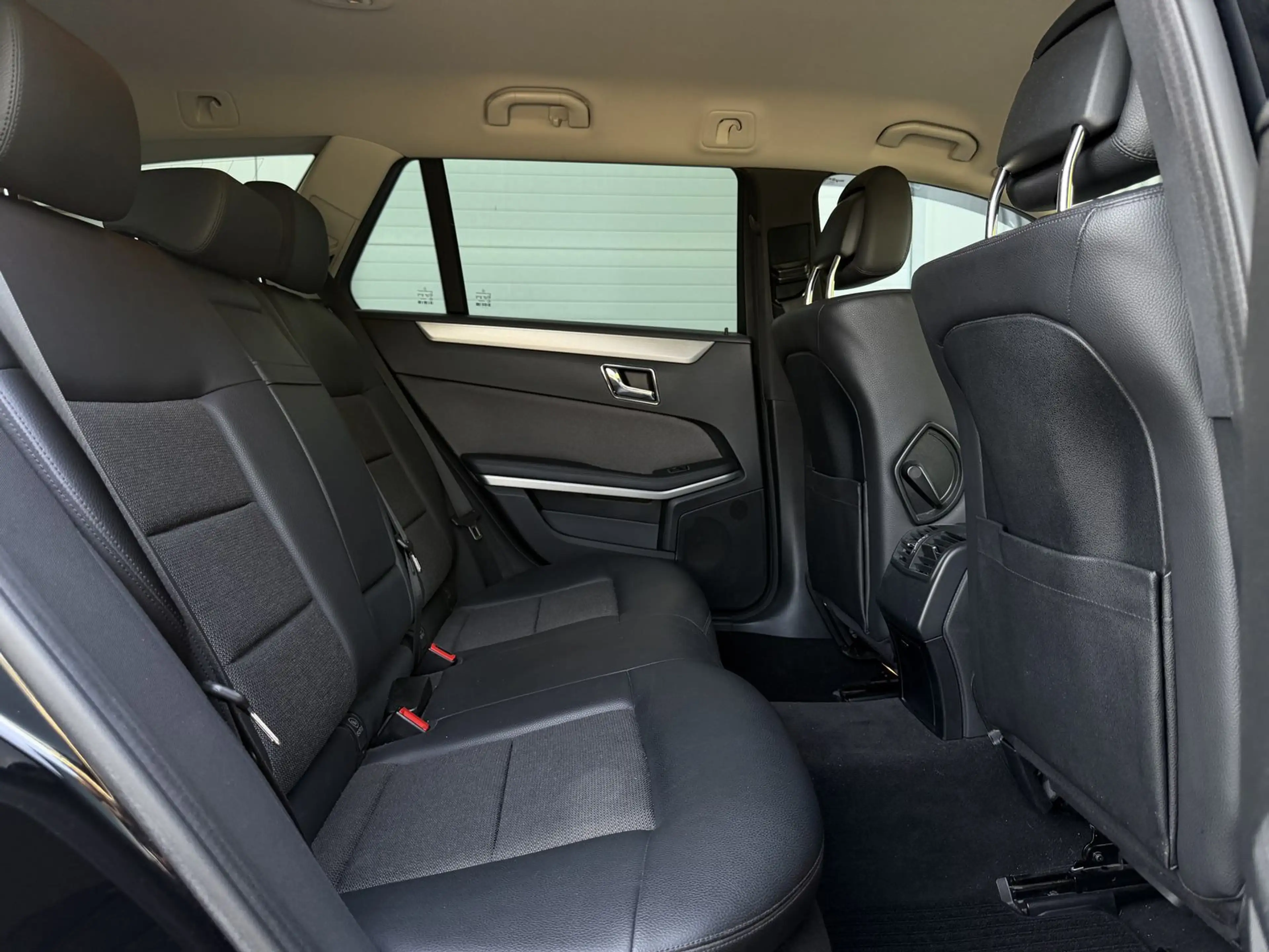 Mercedes-Benz E 250 CDI Avantgarde Navi/Klima/Tempomat/PDC — photo 10