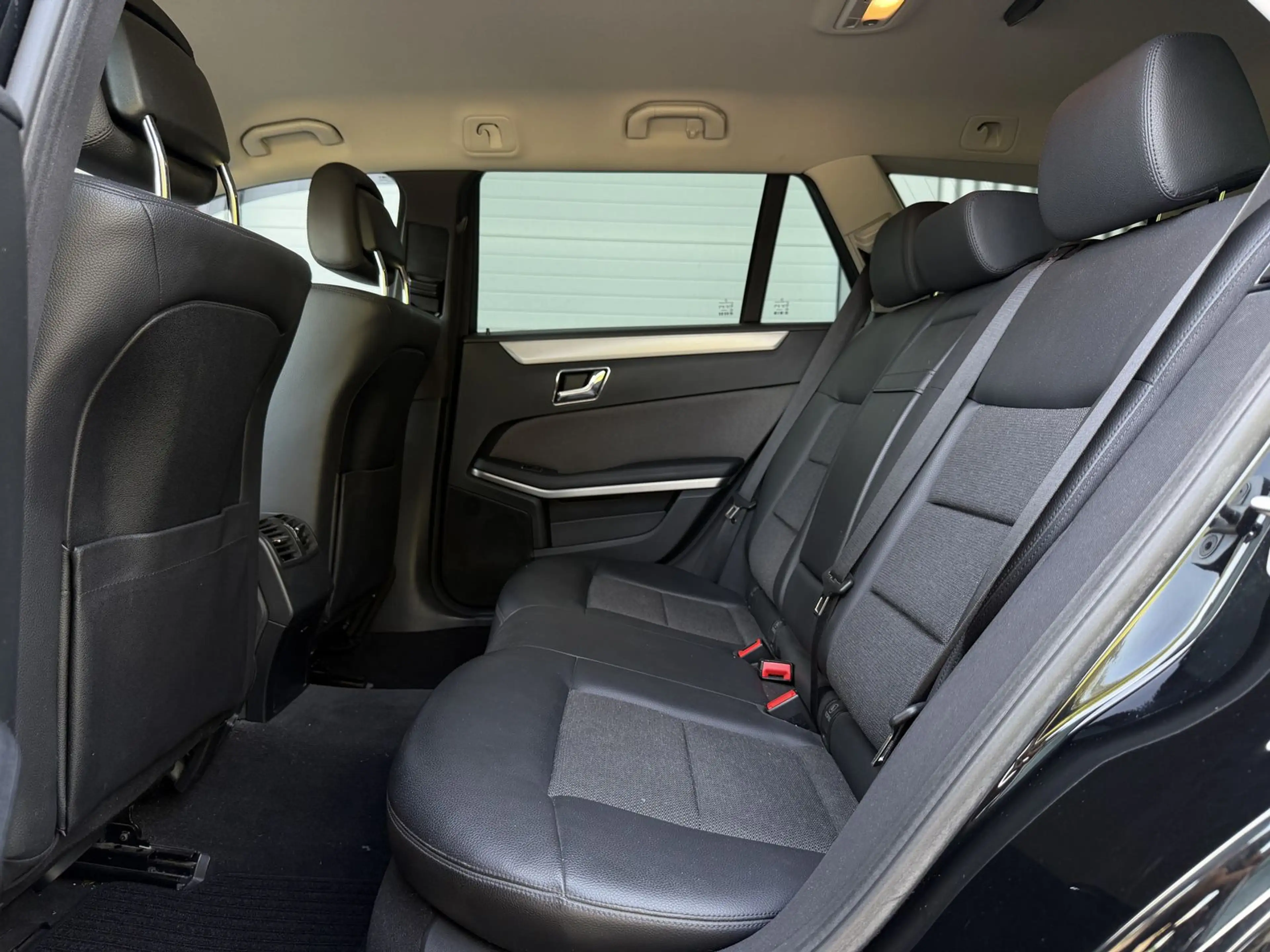 Mercedes-Benz E 250 CDI Avantgarde Navi/Klima/Tempomat/PDC — photo 9