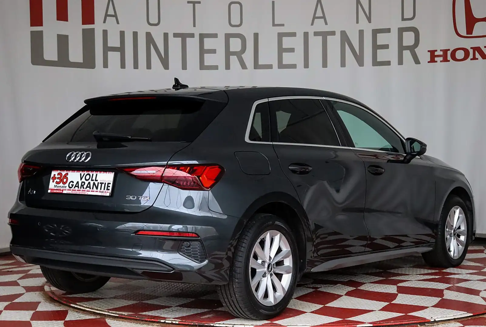 Audi A3 SB 30 TDI intense / LED / NAVI / ACC / VIRTUAL ... Grau - 2