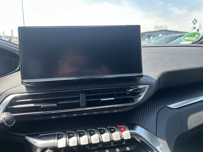 Peugeot 5008 Allure Pack Mild-Hybrid 136 e-DSC6 7-Sitzer — photo 12