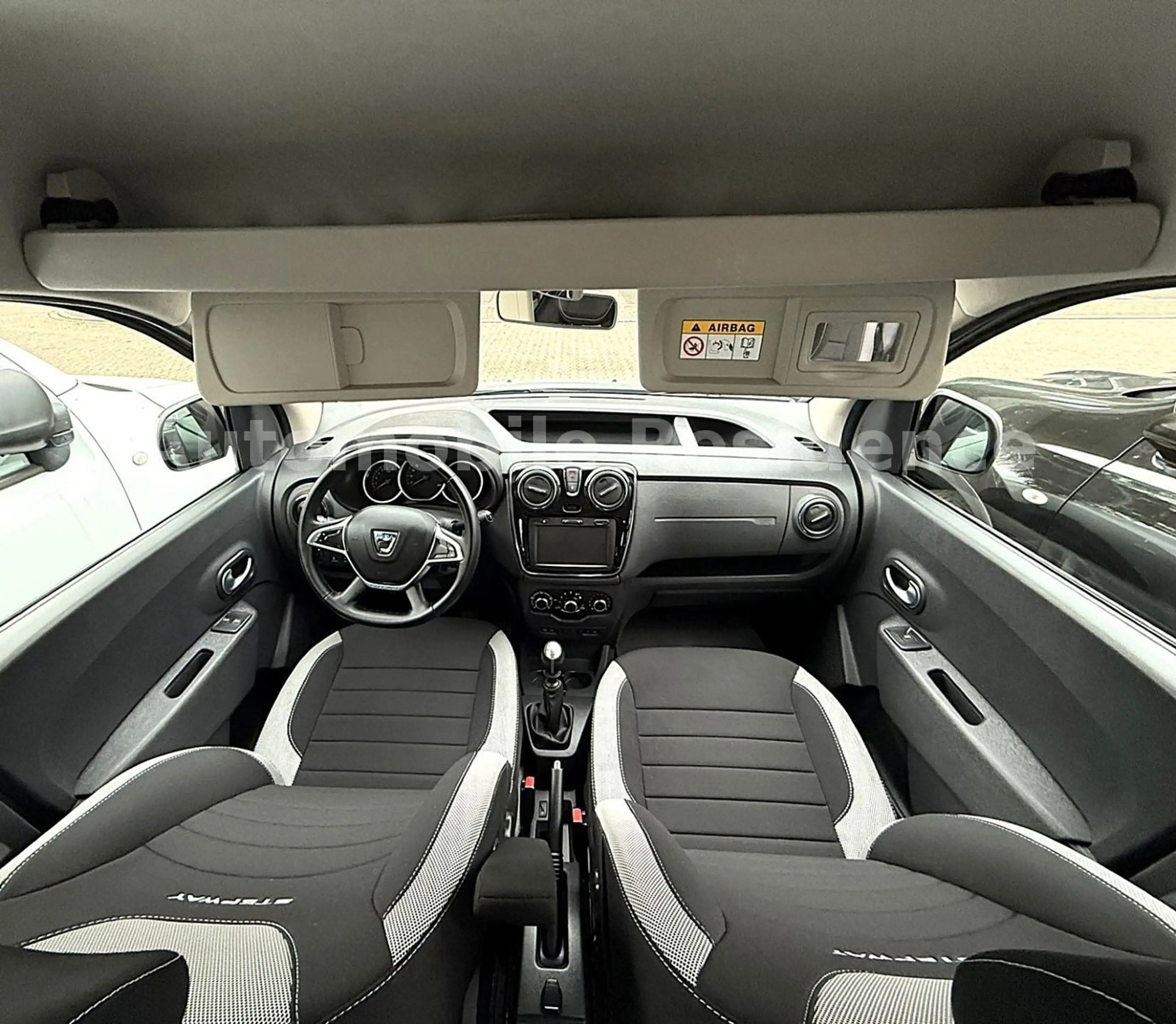 Dacia Dokker Stepway 1.6*TEMP*KLIMA*NAVI*PDC*MFL*RFK*1 — photo 5