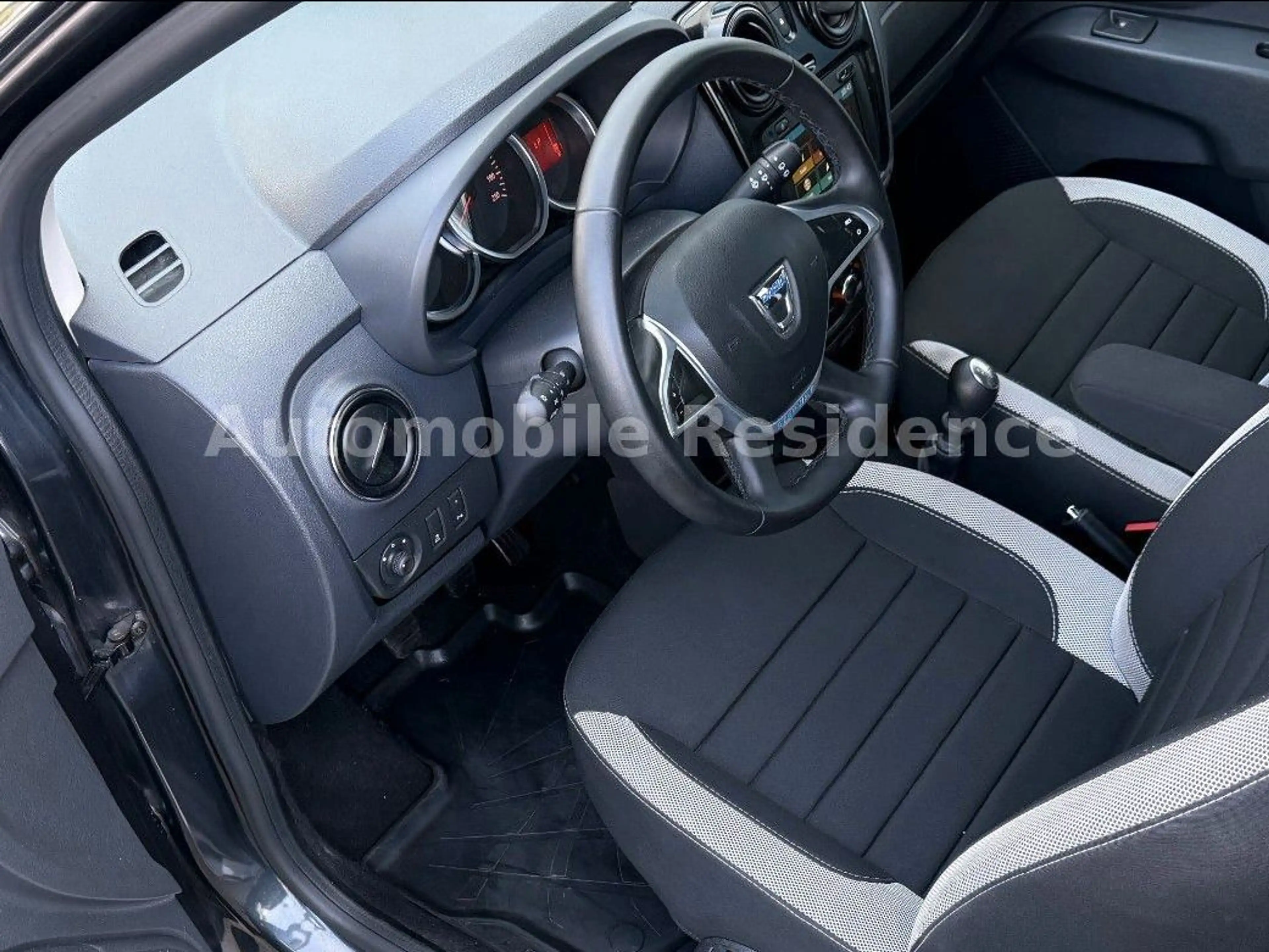 Dacia Dokker Stepway 1.6*TEMP*KLIMA*NAVI*PDC*MFL*RFK*1 — photo 6
