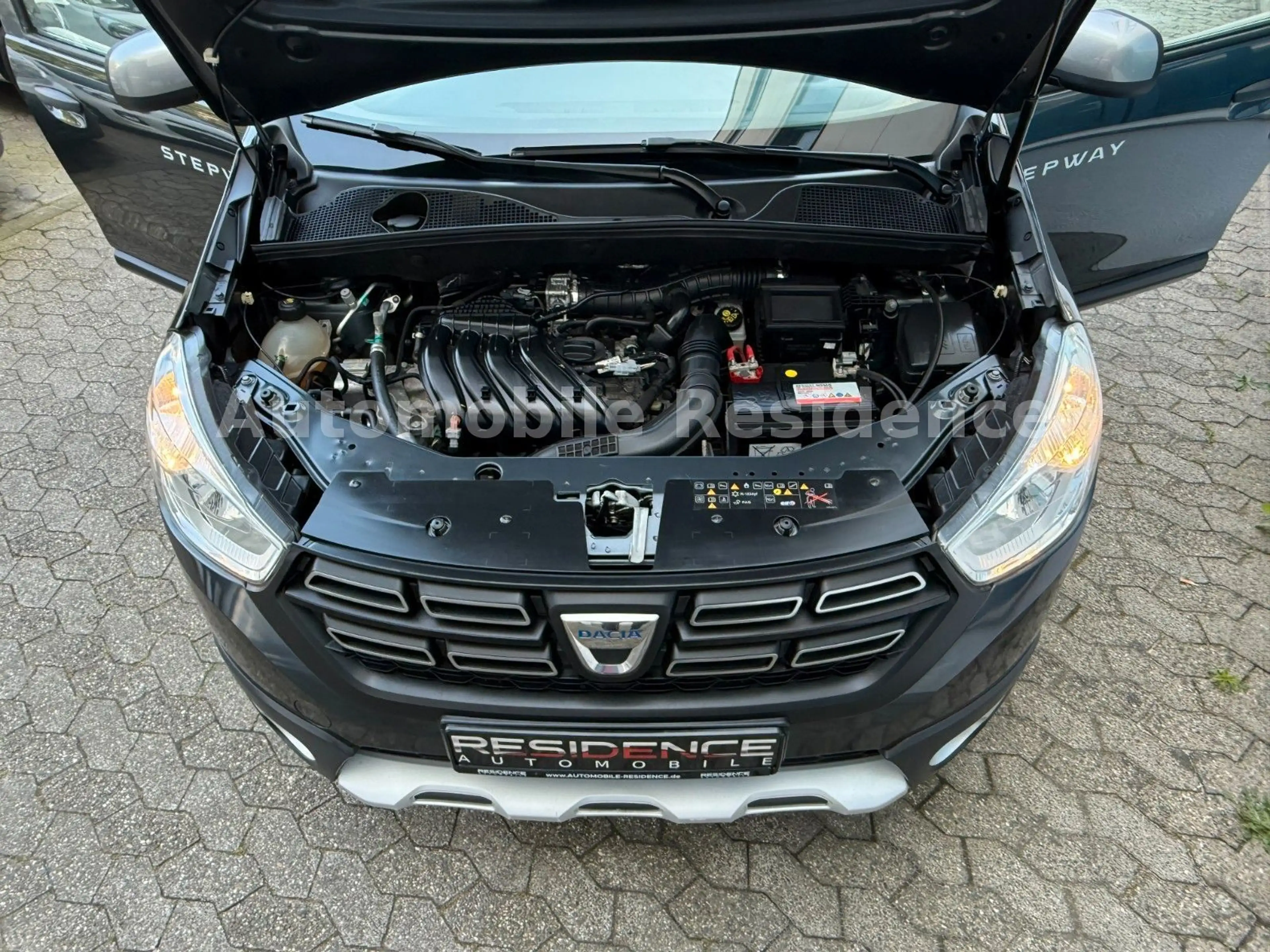 Dacia Dokker Stepway 1.6*TEMP*KLIMA*NAVI*PDC*MFL*RFK*1 — photo 11