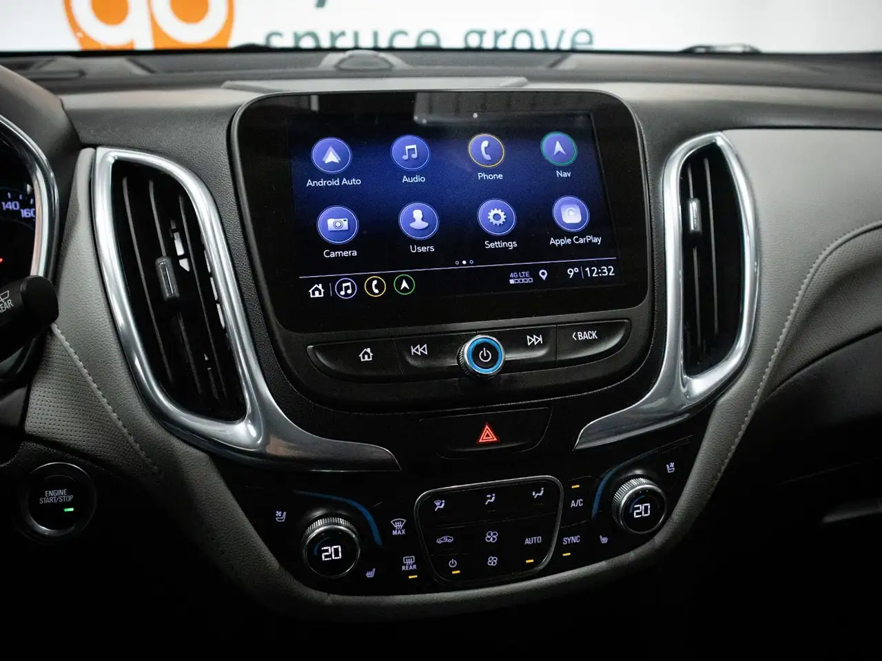 Chevrolet Equinox снимка Chevrolet Equinox