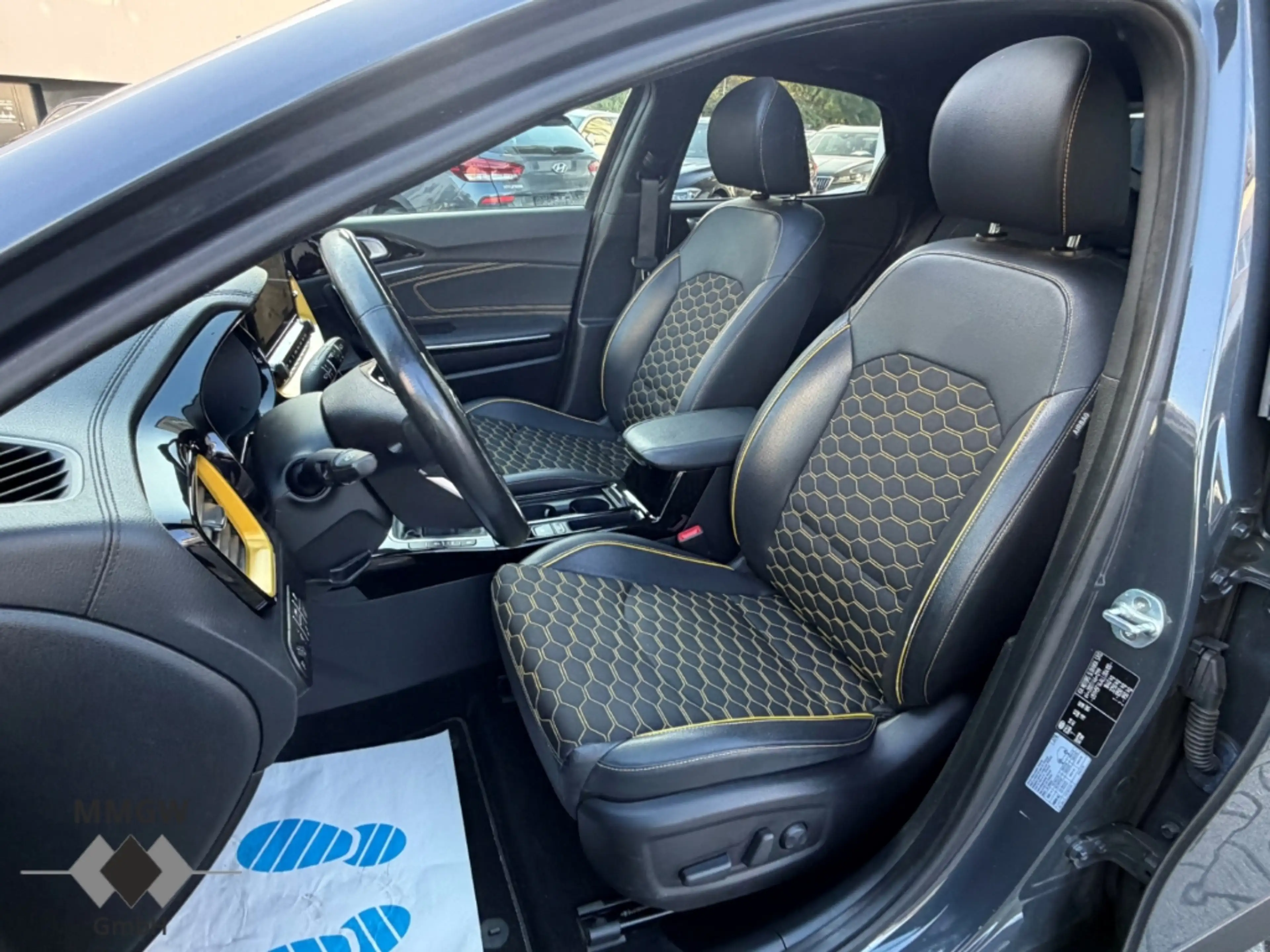 Kia XCeed Launch Edition Pano/Navi/DigitalesCockpit/JBL/Memo — photo 7