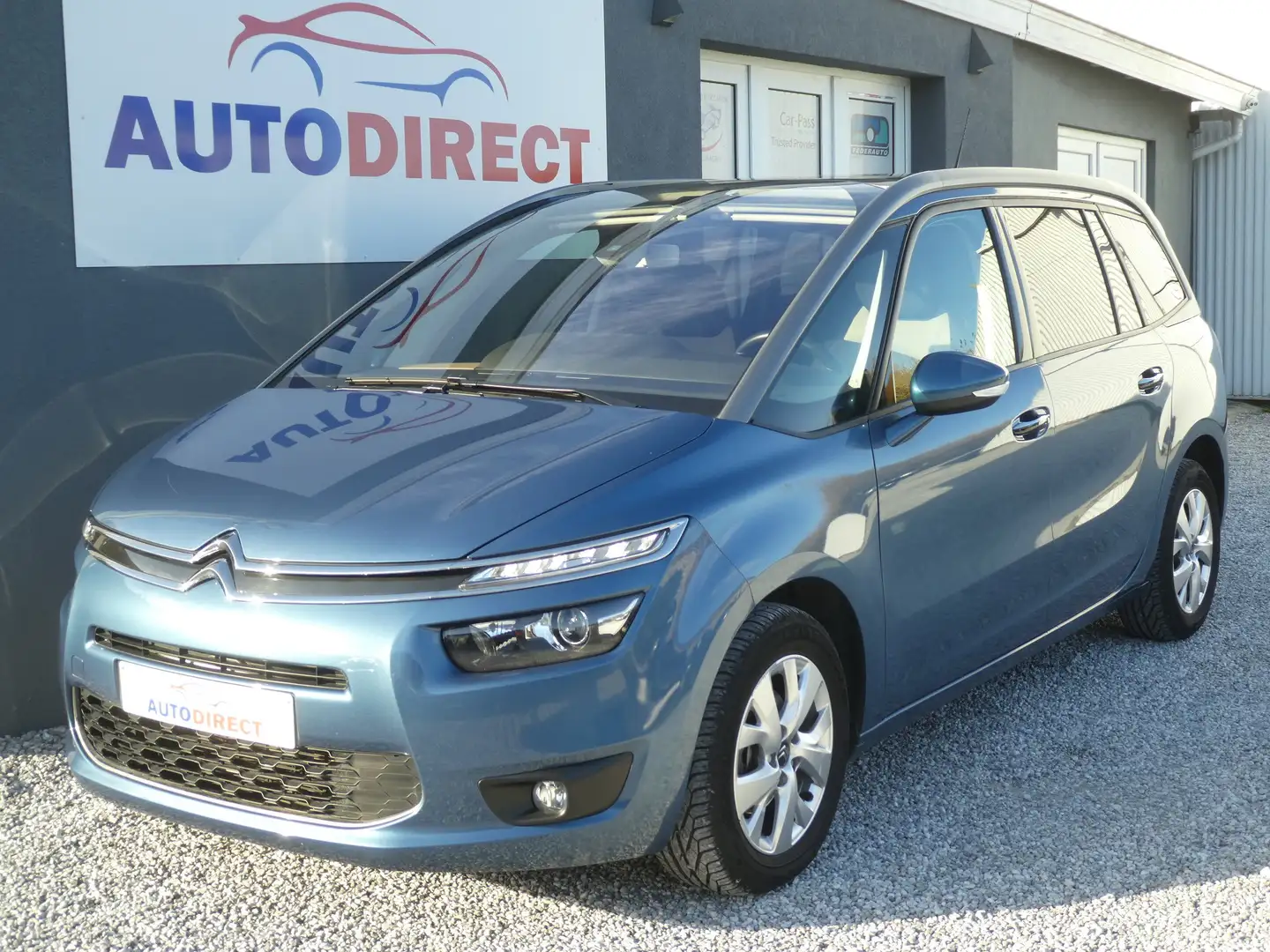 Citroen Grand C4 Picasso 1.2 Exclusive Xenon, Navi, Pano, Camera, Airco Blauw - 1
