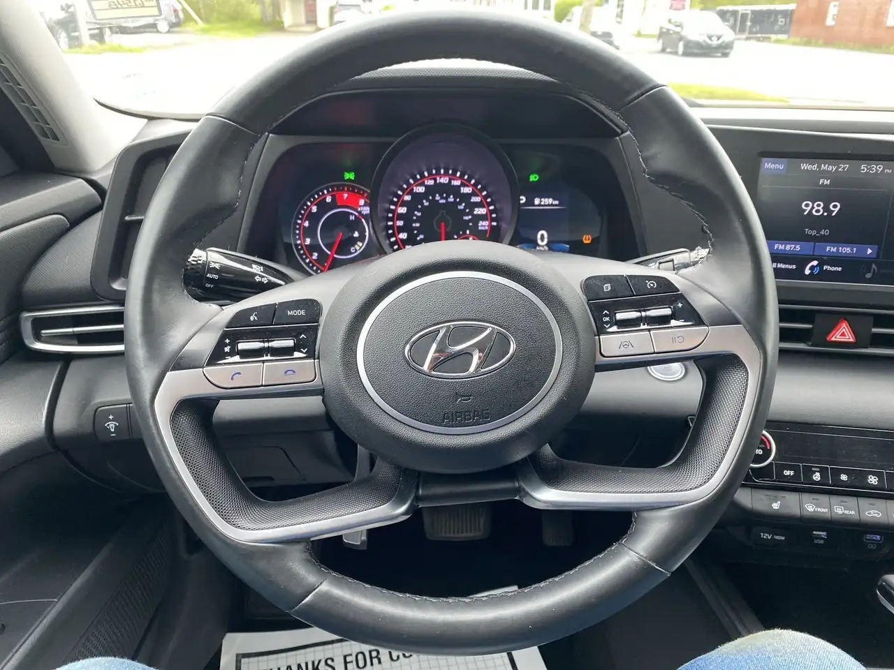 Hyundai ELANTRA снимка Hyundai ELANTRA