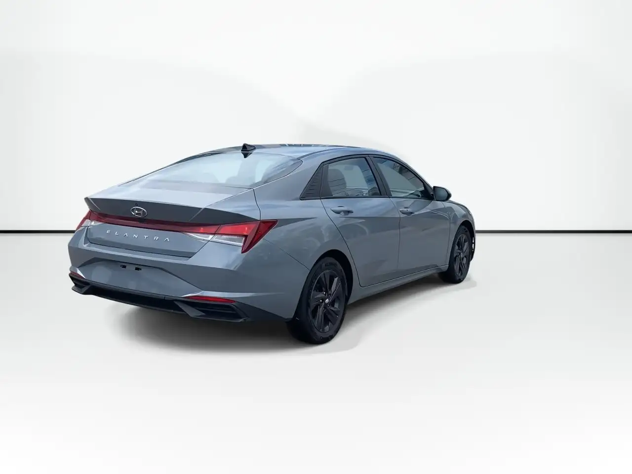 Hyundai ELANTRA снимка Hyundai ELANTRA