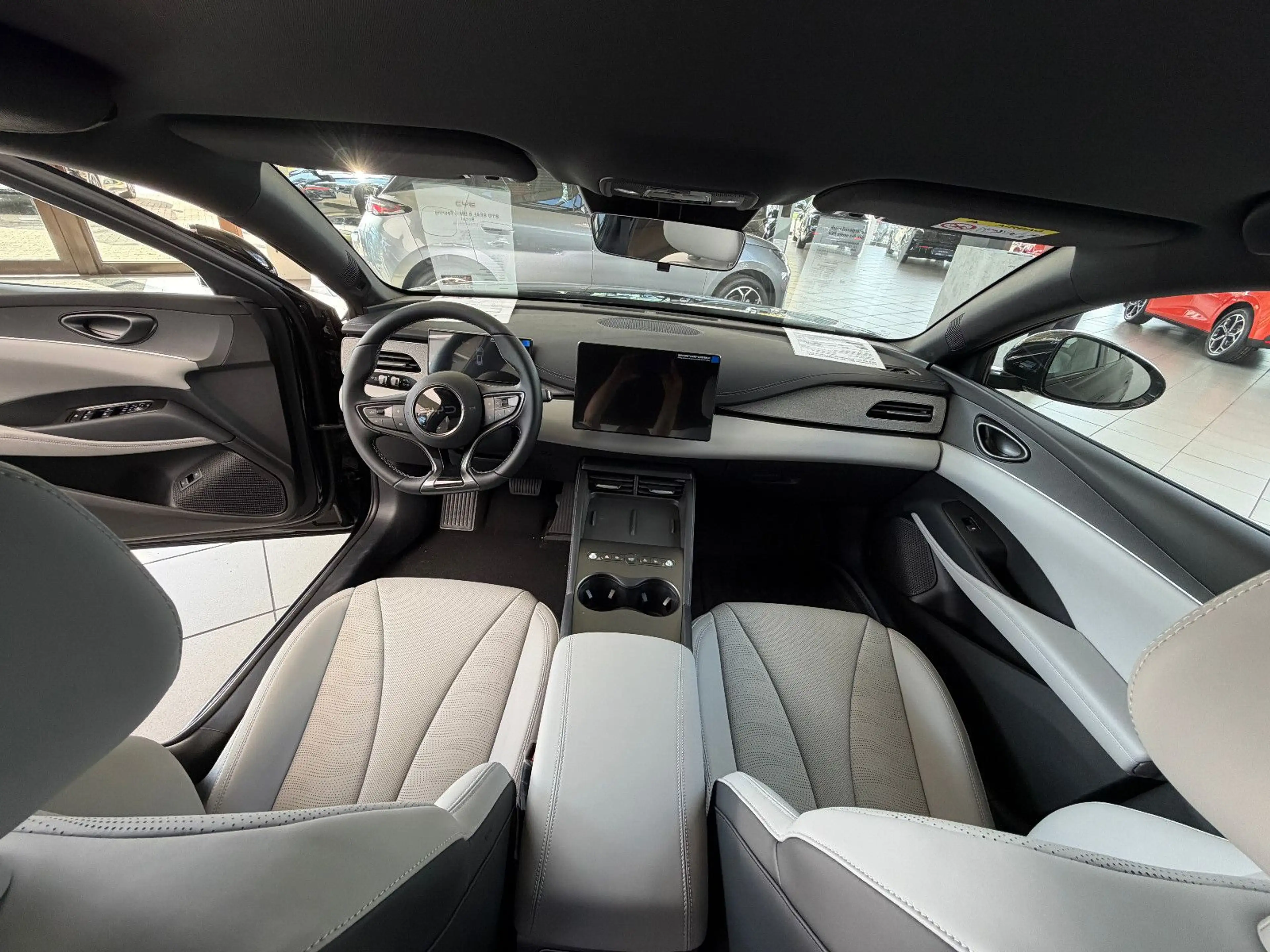 BYD Seal 6 SEAL Seal 6 Touring 1.5 PHEV DM-i 135 kW Boost — photo 8