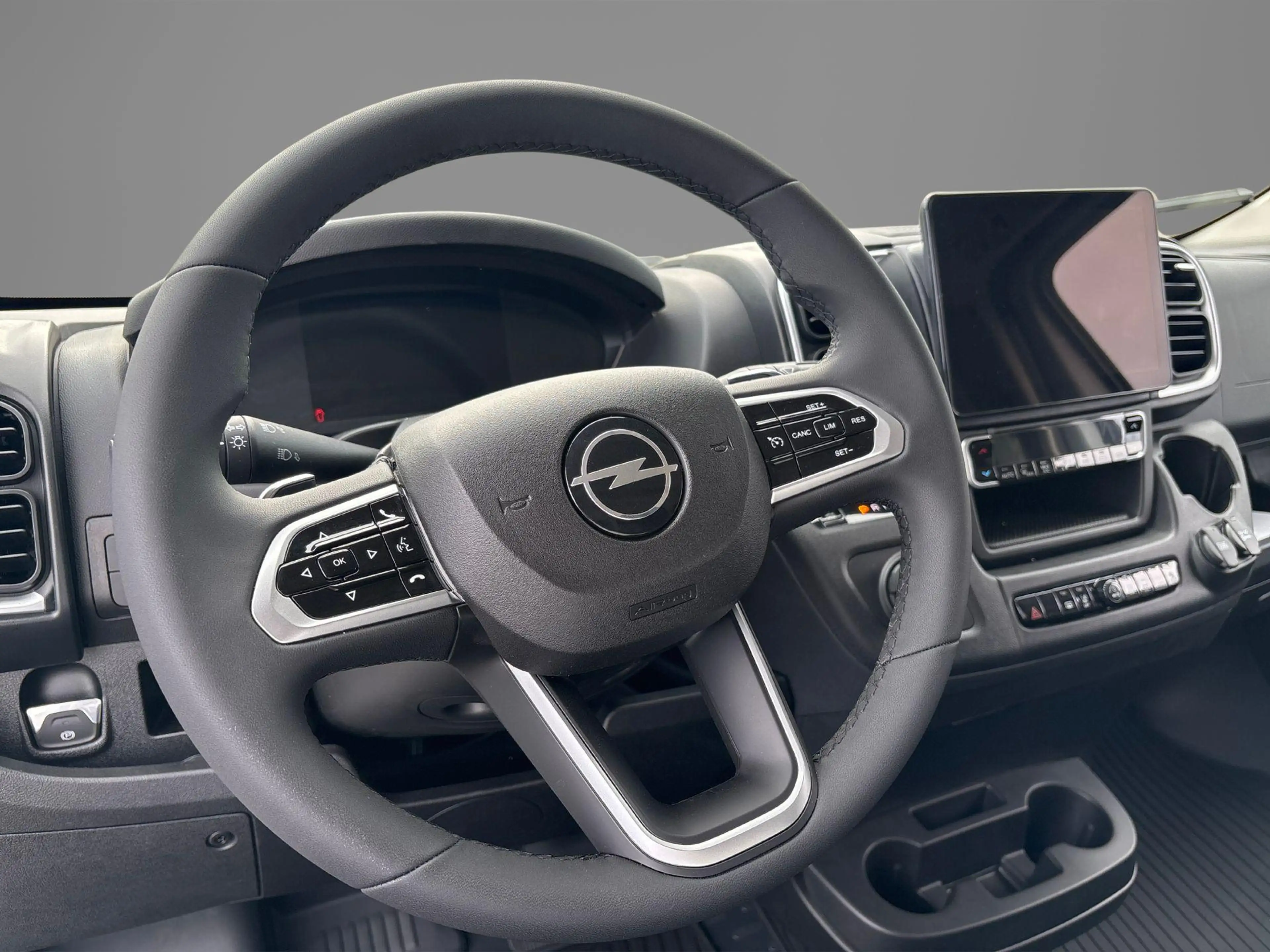 Opel Movano-e Electric 3.5t L4H3 Zwaar 110 kWh — photo 12