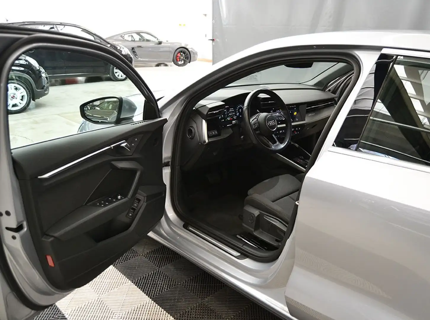 Audi A3 A3 SPB 40 1.4 TFSI e Business Adv S-Tronic "PROMO" Argento - 2