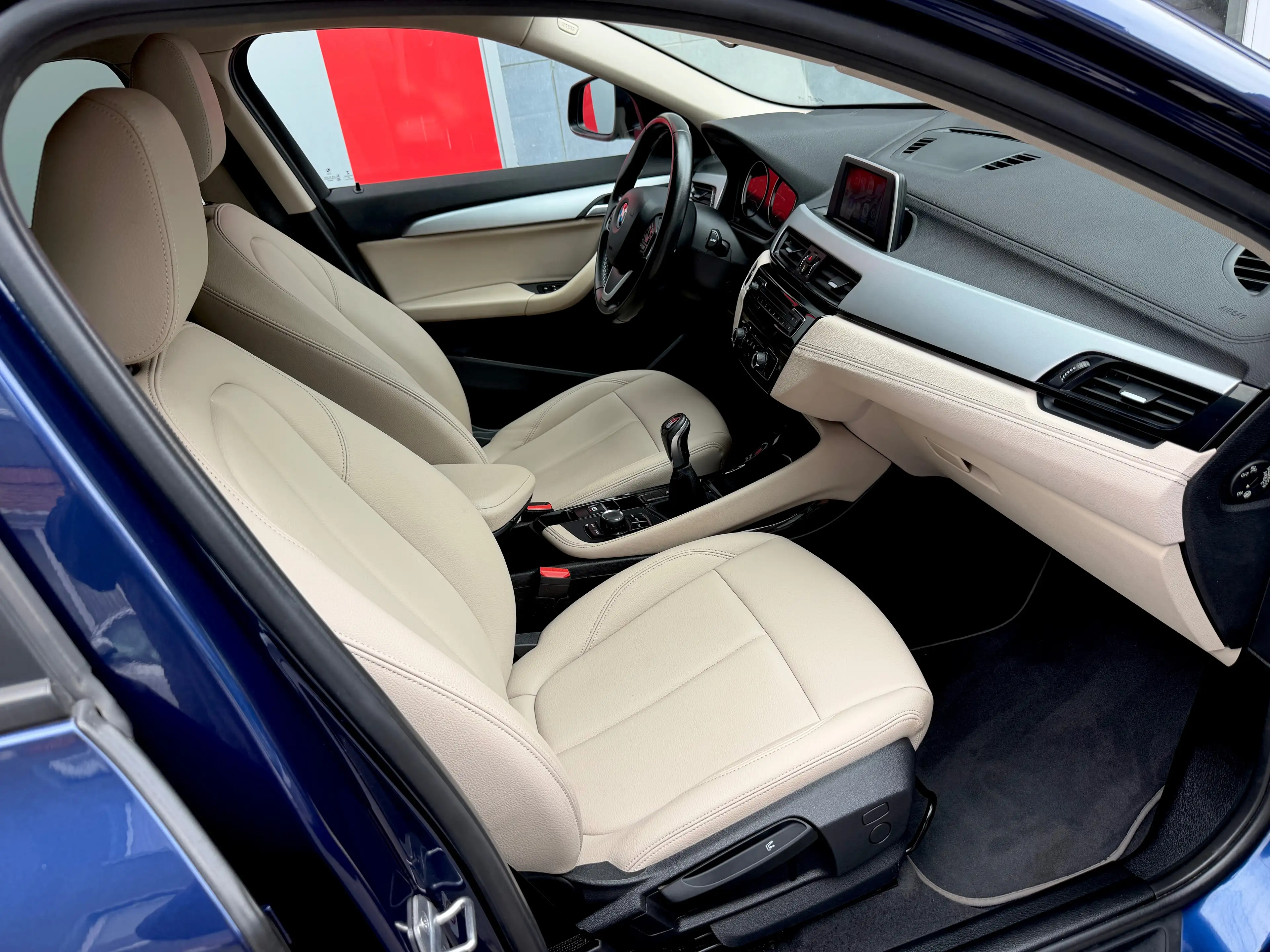 BMW X2 1.5i sDrive///✅GARANTIE 1an✅Pack SPORT/GPS CarPlay/Cuir/Clim ✅SEULEMENT 36.000km✅+12 mois d’assistance TOURING — photo 9