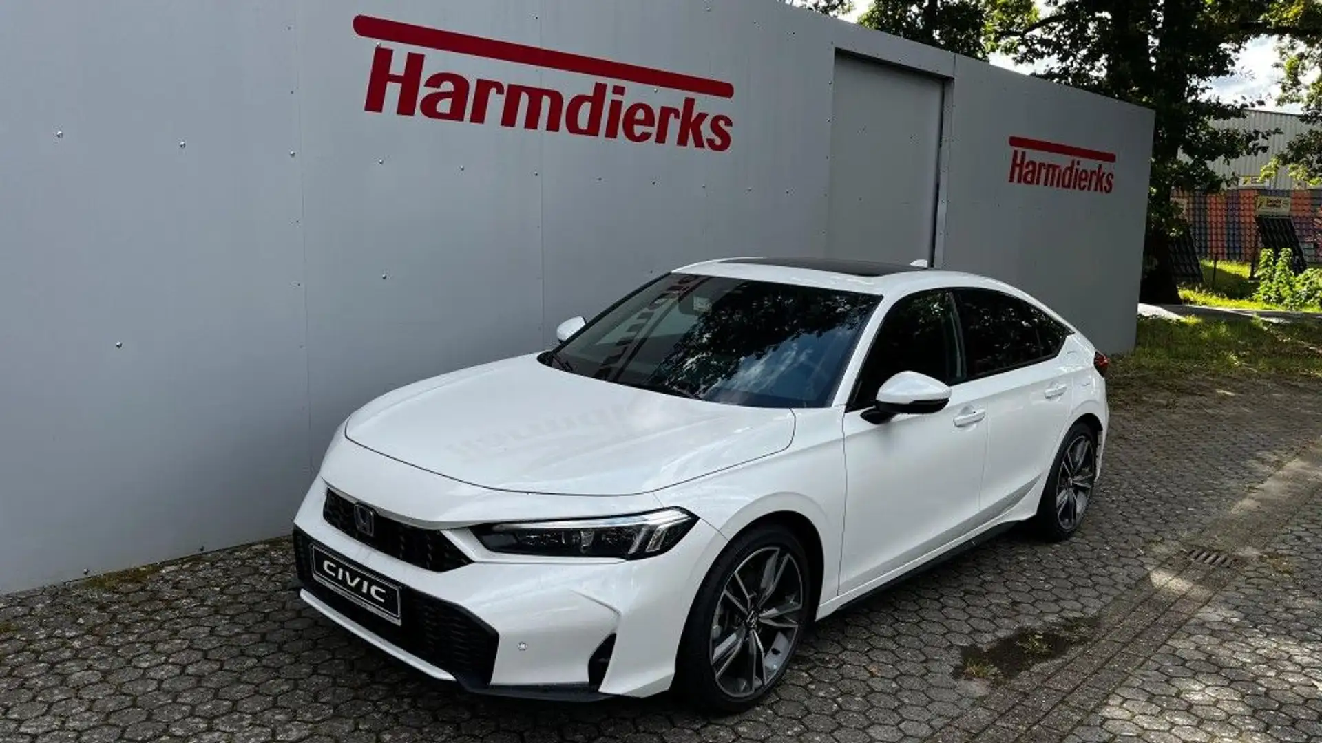 Honda Civic e:HEV 2.0 i-MMD Hybrid Advance Facelift Weiß - 1