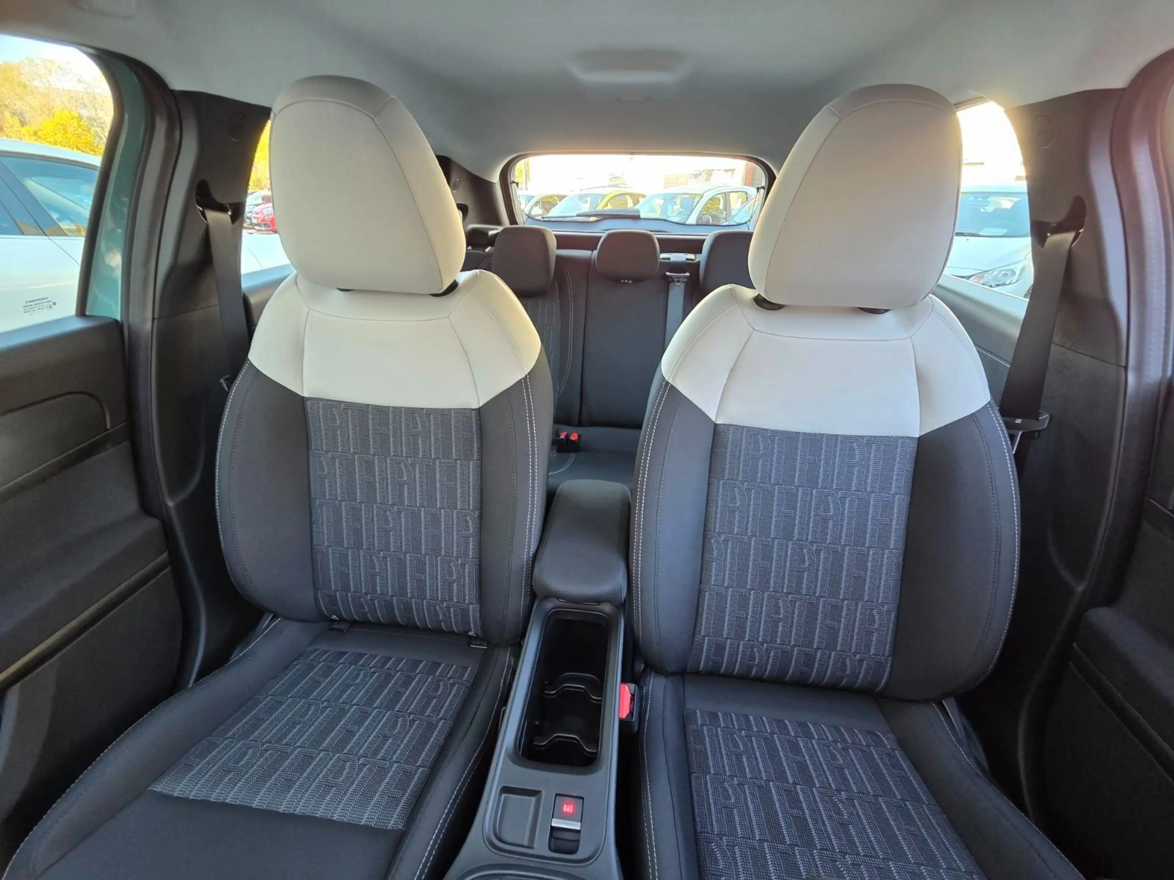 Fiat 600 Hybrid Business Edition 1.2 DCT *17"LM-AW — photo 14