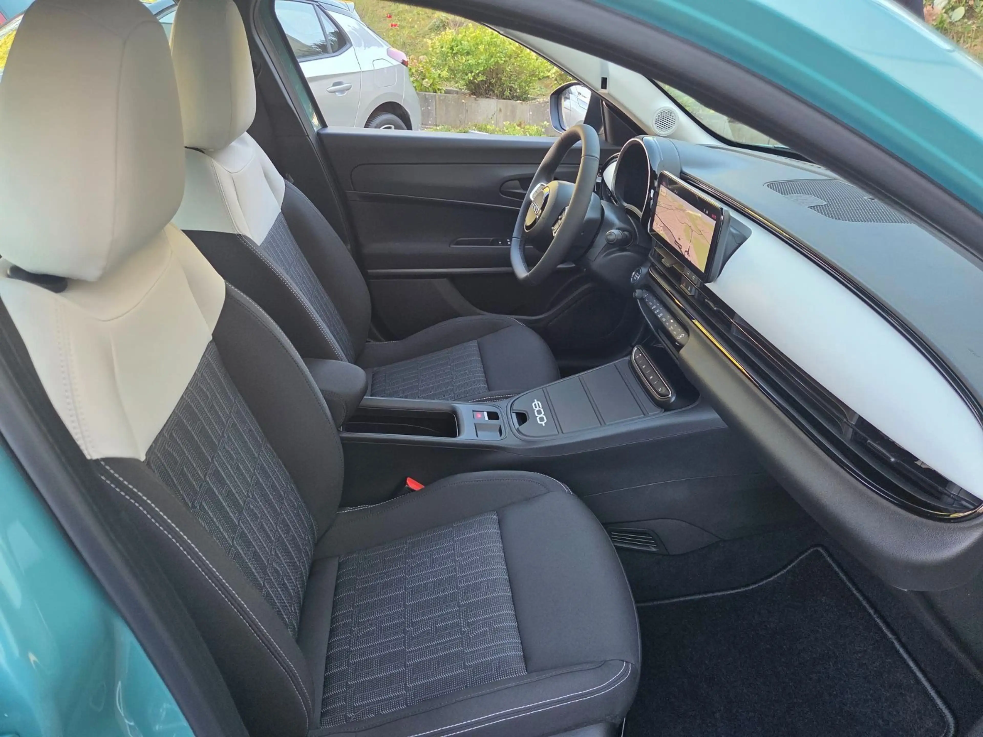 Fiat 600 Hybrid Business Edition 1.2 DCT *17"LM-AW — photo 11