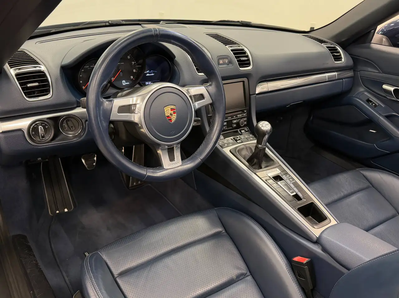 Porsche Boxster снимка Porsche Boxster