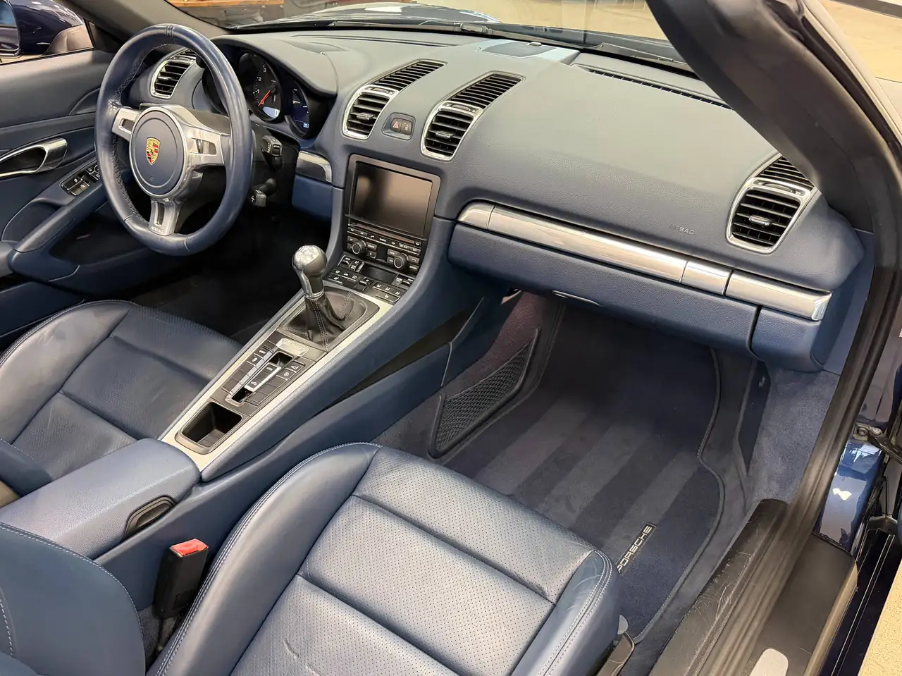 Porsche Boxster снимка Porsche Boxster