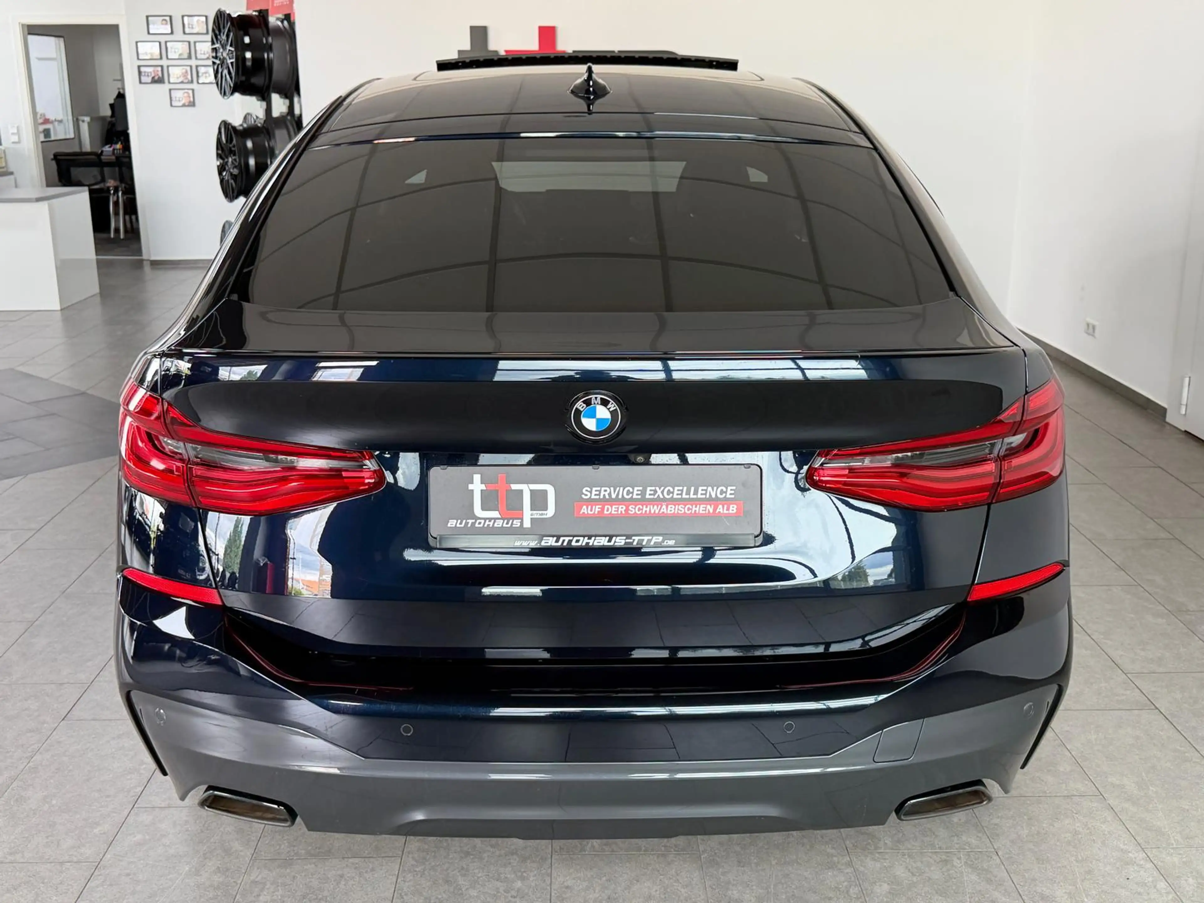 BMW 630 630d GT M-Sport X-Drive LASER Standheiz H&K AHK — photo 6
