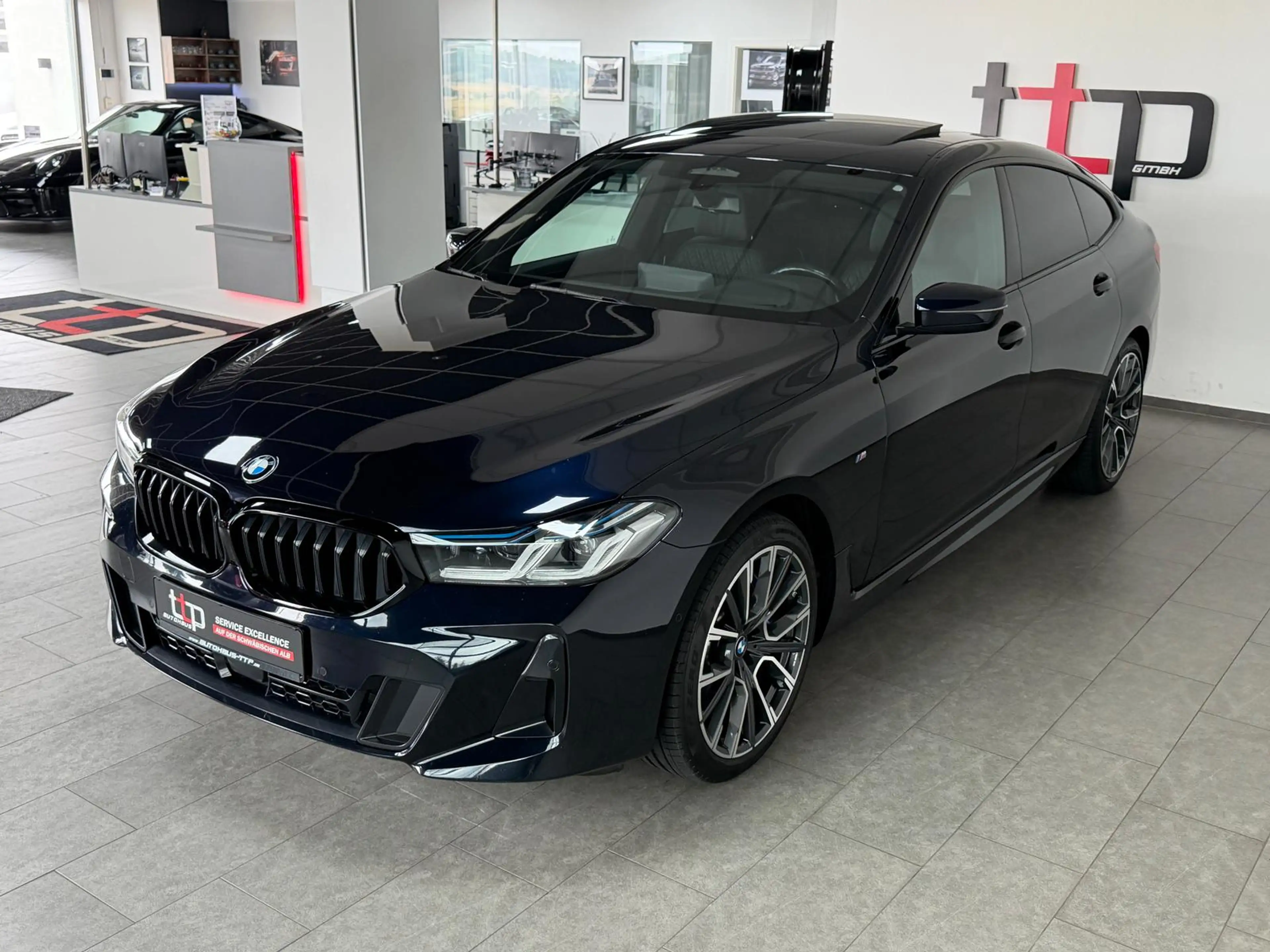 BMW 630 630d GT M-Sport X-Drive LASER Standheiz H&K AHK — photo 4