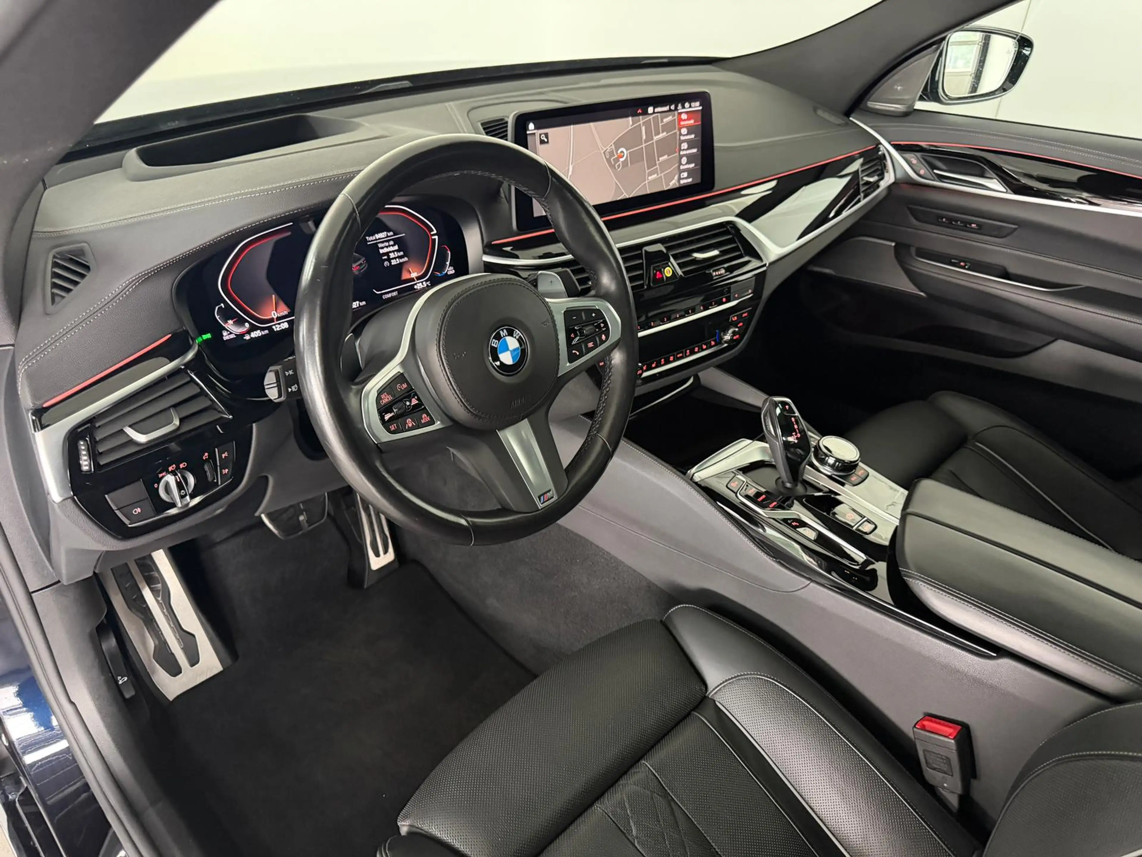 BMW 630 630d GT M-Sport X-Drive LASER Standheiz H&K AHK — photo 12