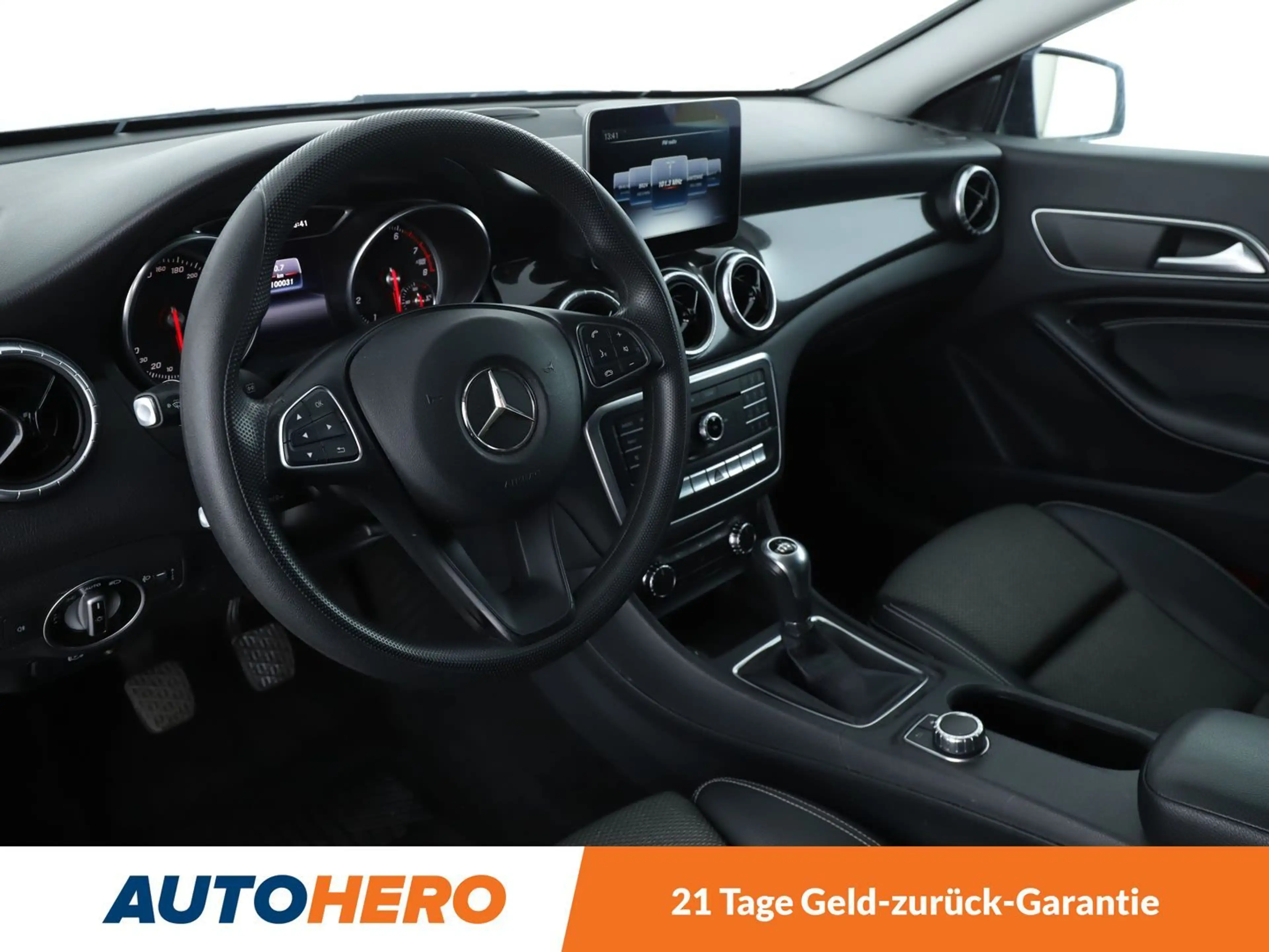 Mercedes-Benz CLA 250 250  *NAVI*LED*PDC*SHZ* — photo 11