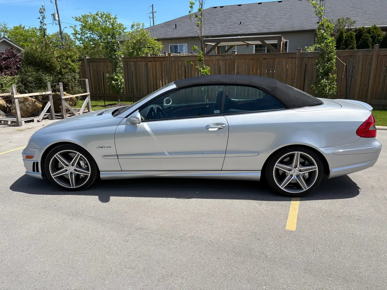 Mercedes-Benz CLK снимка Mercedes-Benz CLK