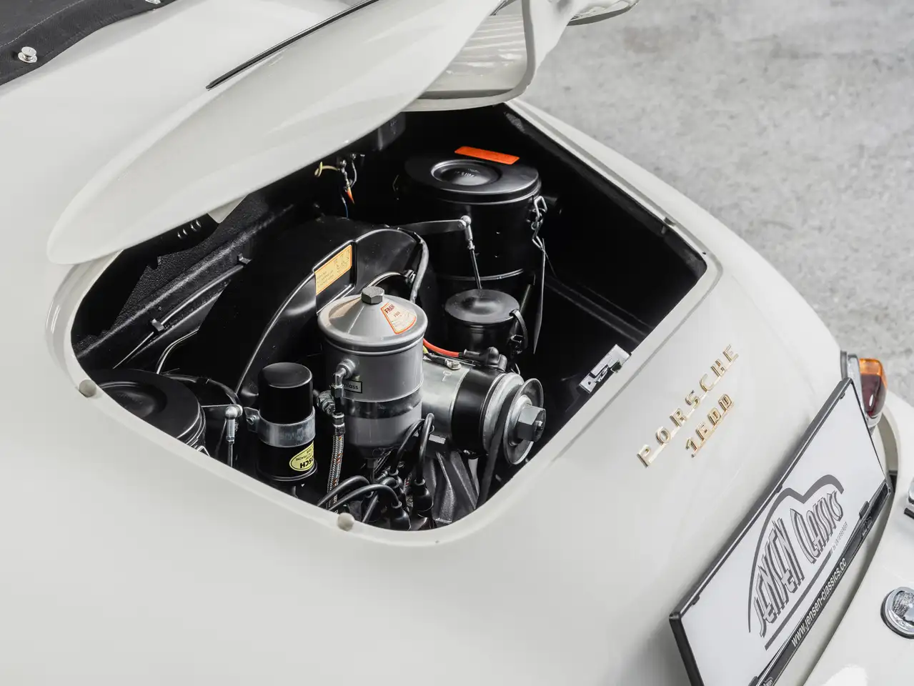Porsche 356B-Roadster Neuwagenzustand Sammlerstück, foto 10