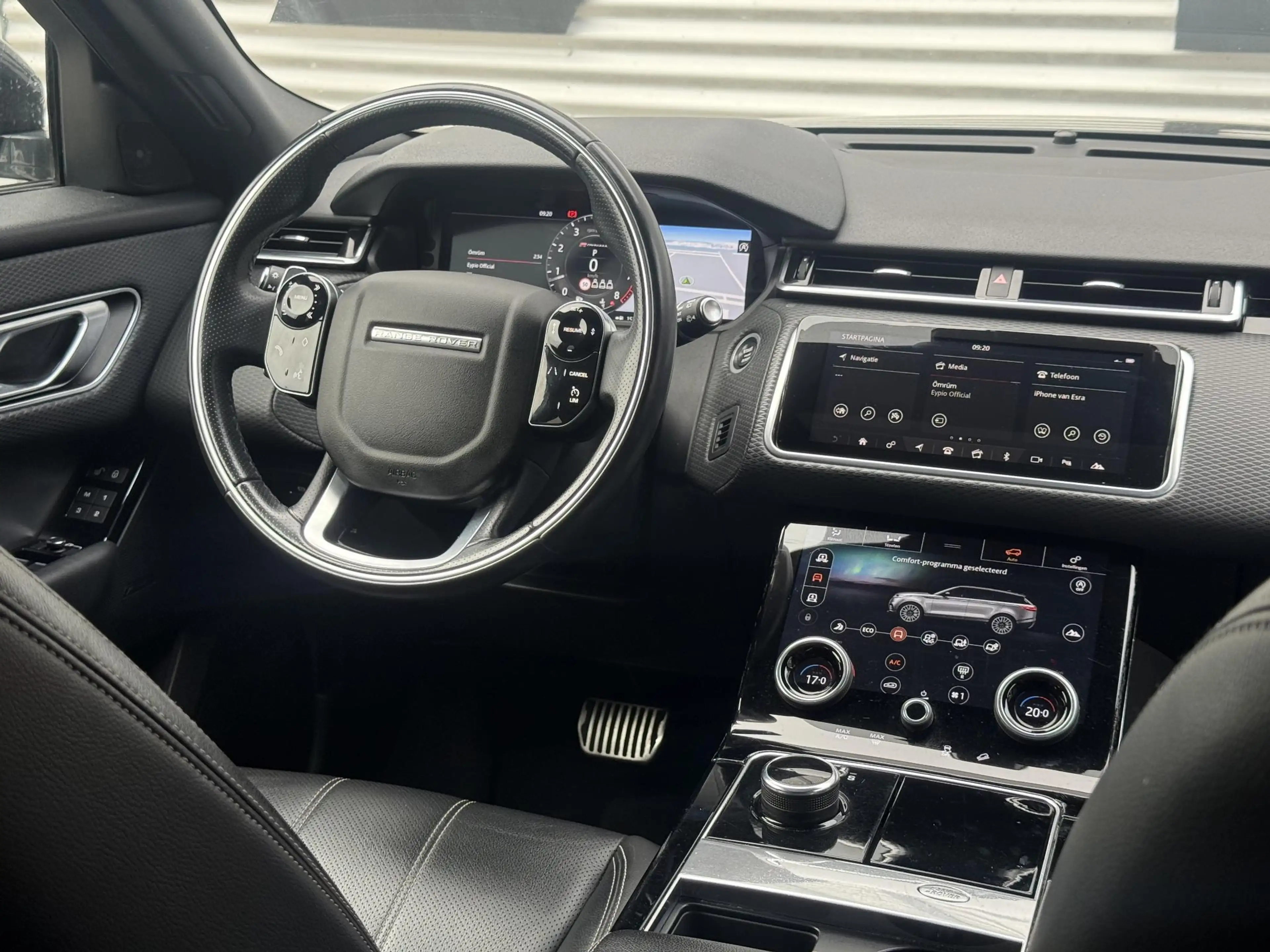Land Rover Range Rover Velar 2.0 P300 Turbo AWD R-Dynamic HSE Pano|Navi|Carplay — photo 2